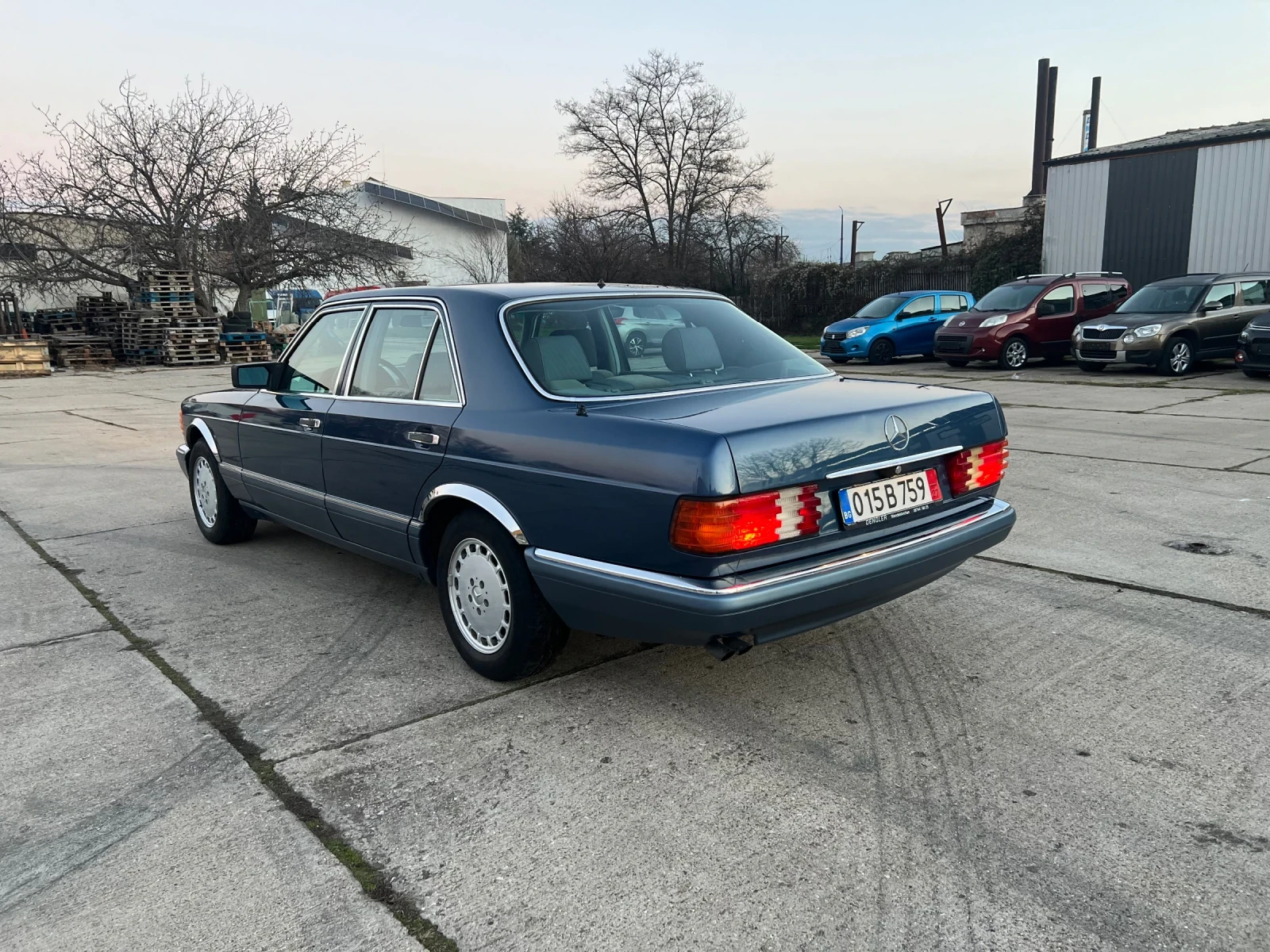 Mercedes-Benz 126 300 SE, снимка 3 - Автомобили и джипове - 54554632