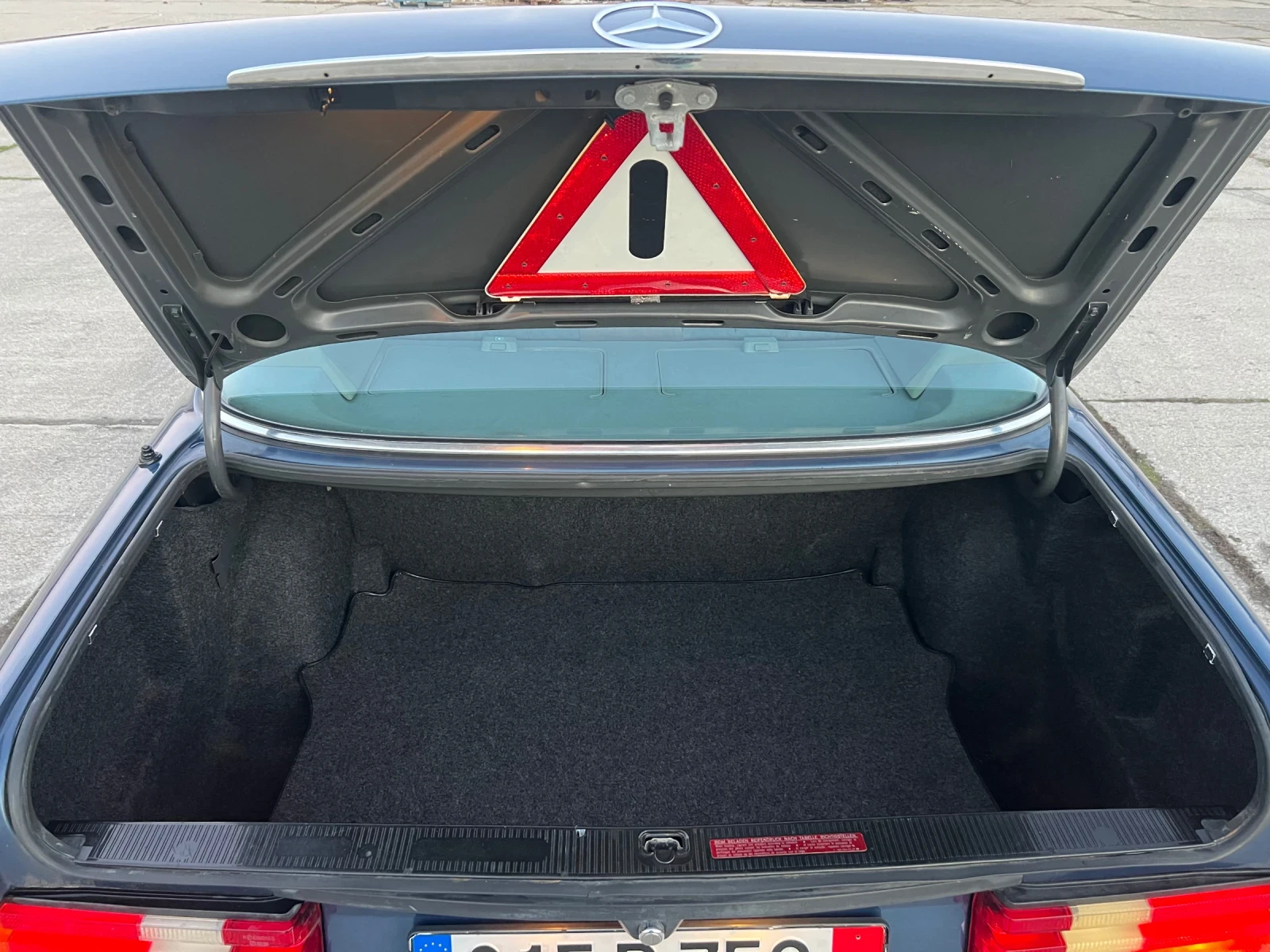 Mercedes-Benz 126 300 SE, снимка 13 - Автомобили и джипове - 54554632