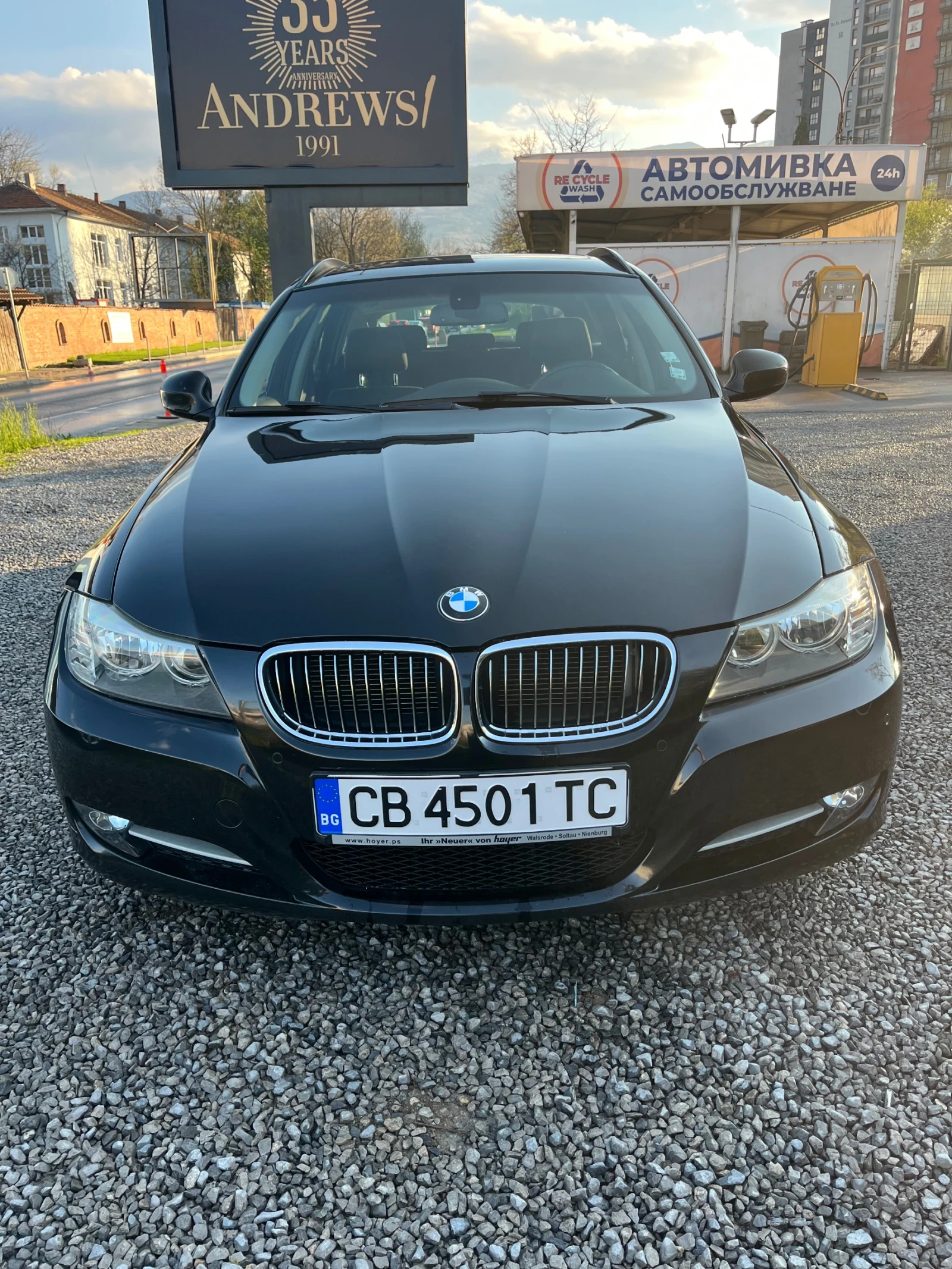 BMW 318 Keyless, panorama, navi