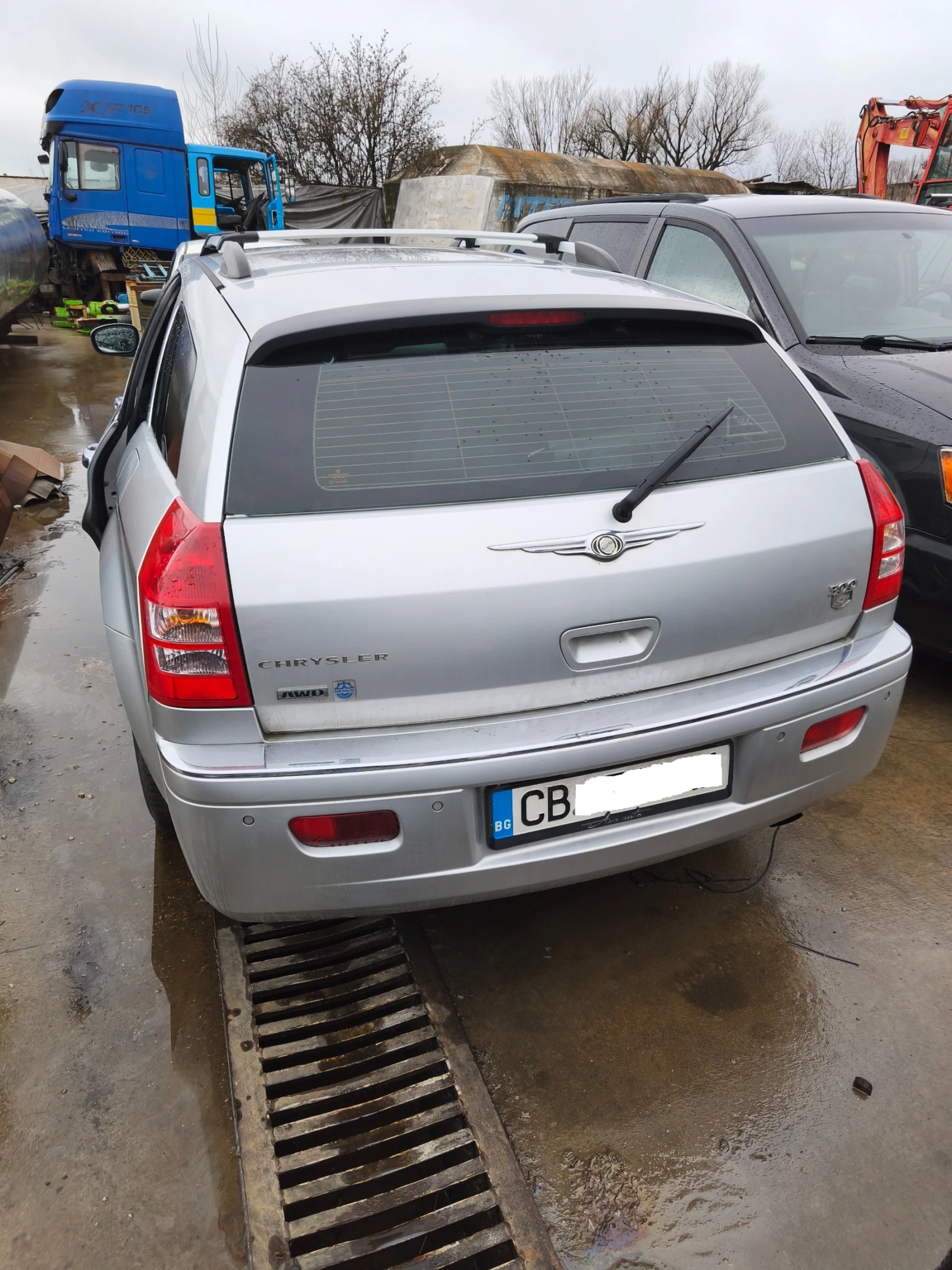 Chrysler 300c 3.5V6 Touring AWD, снимка 2 - Автомобили и джипове - 54318170