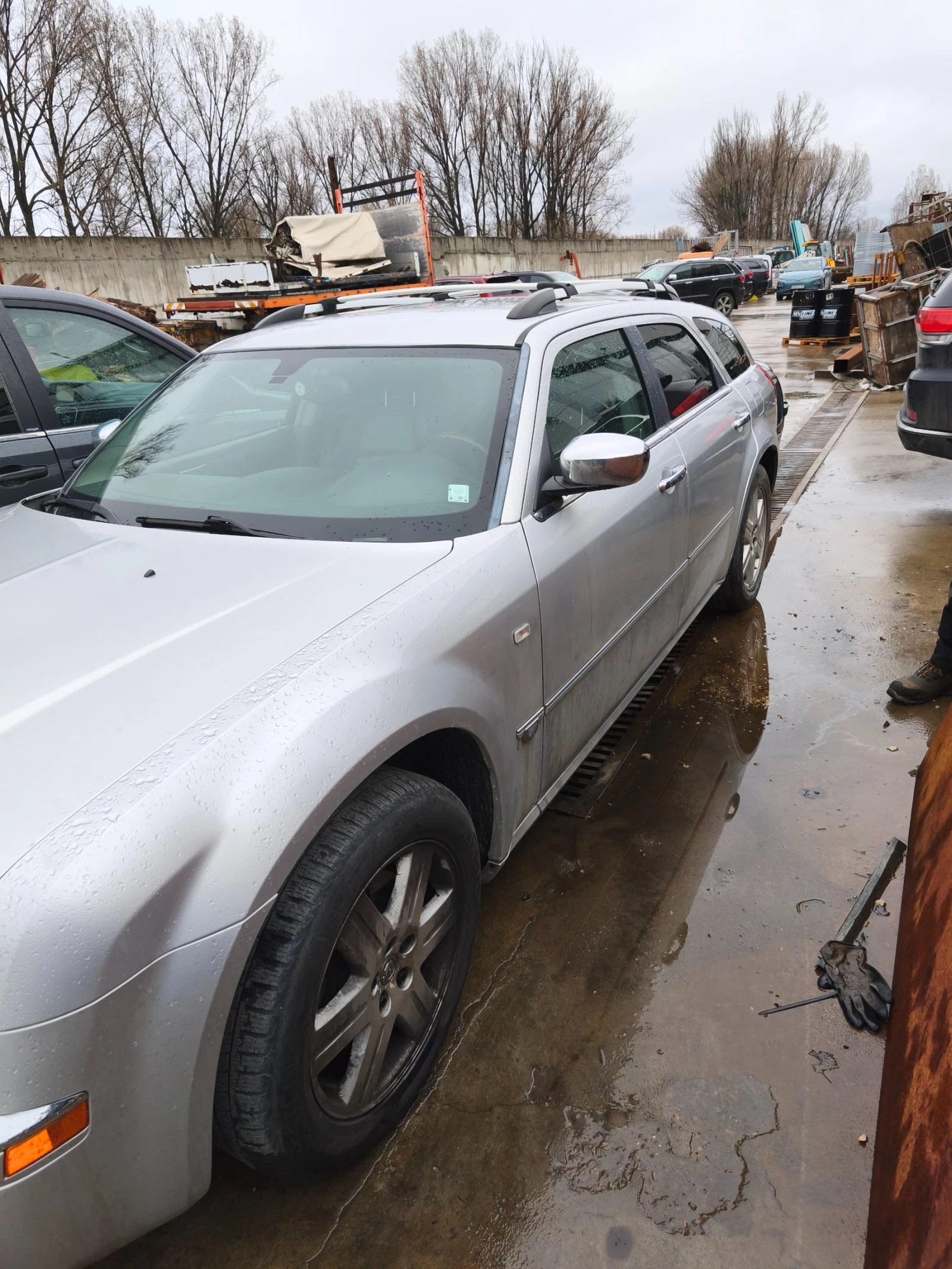 Chrysler 300c 3.5V6 Touring AWD, снимка 3 - Автомобили и джипове - 54318170