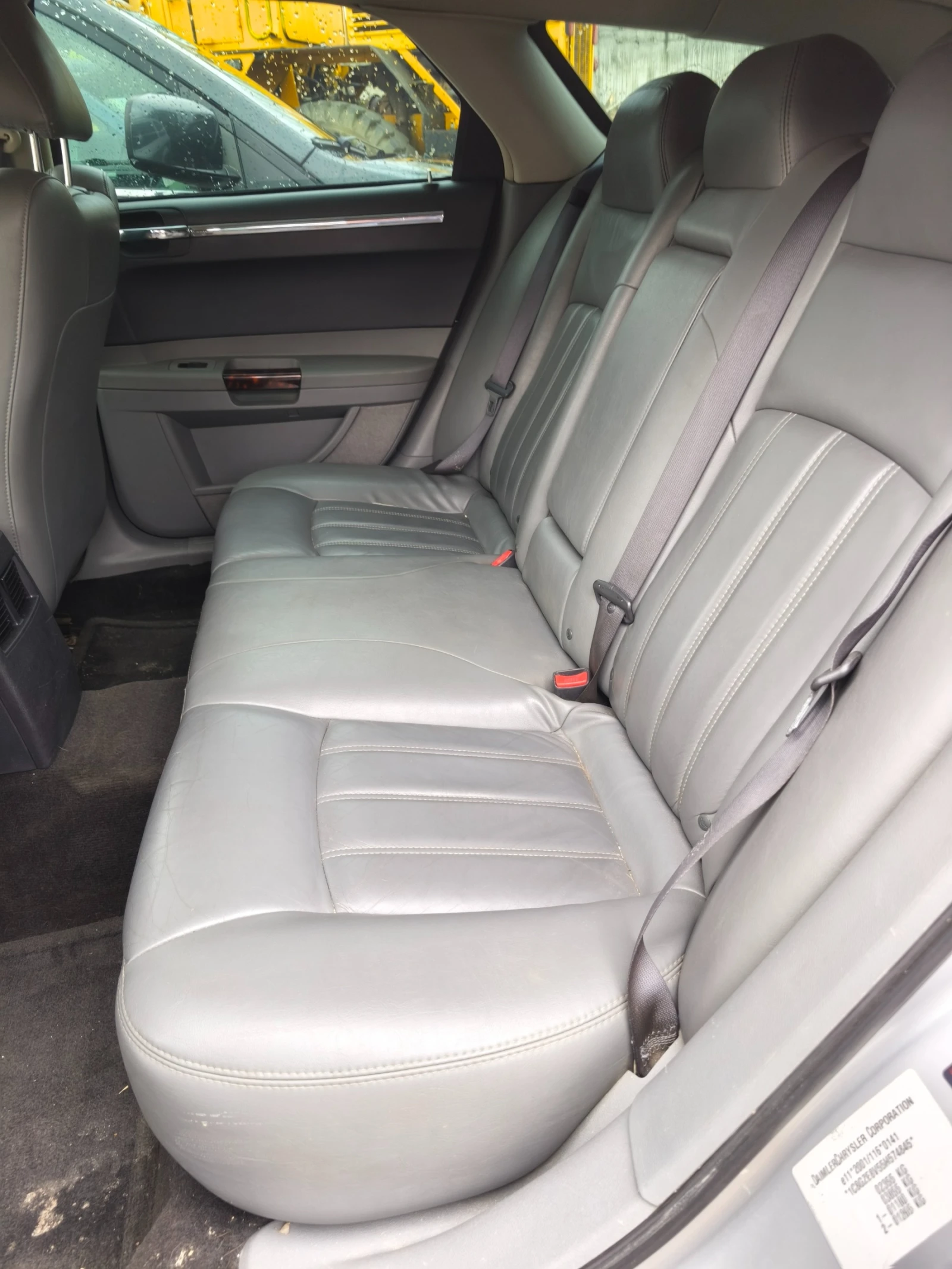 Chrysler 300c 3.5V6 Touring AWD, снимка 6 - Автомобили и джипове - 54318170