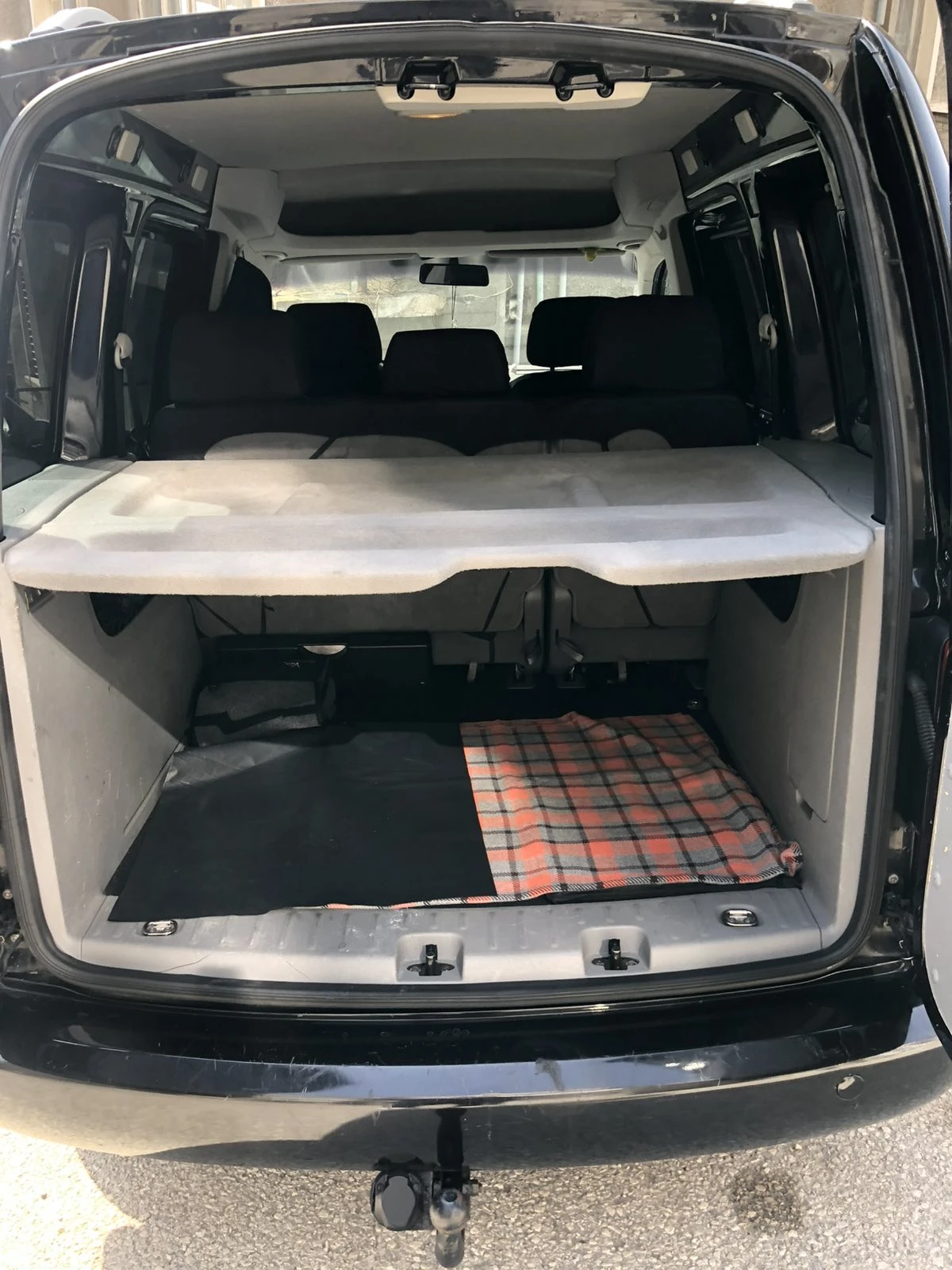 VW Caddy Life, снимка 9 - Автомобили и джипове - 54512031
