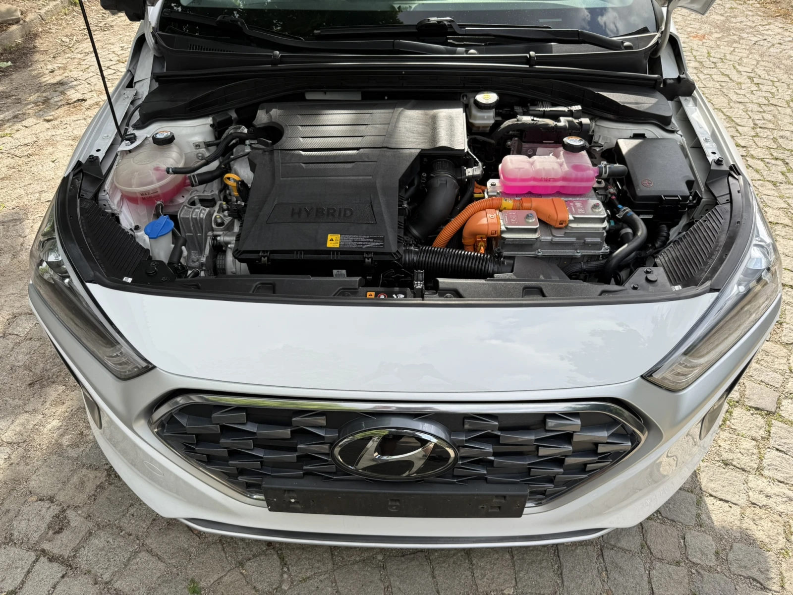 Hyundai Ioniq HYBRID/FACELIFT, снимка 16 - Автомобили и джипове - 54887501