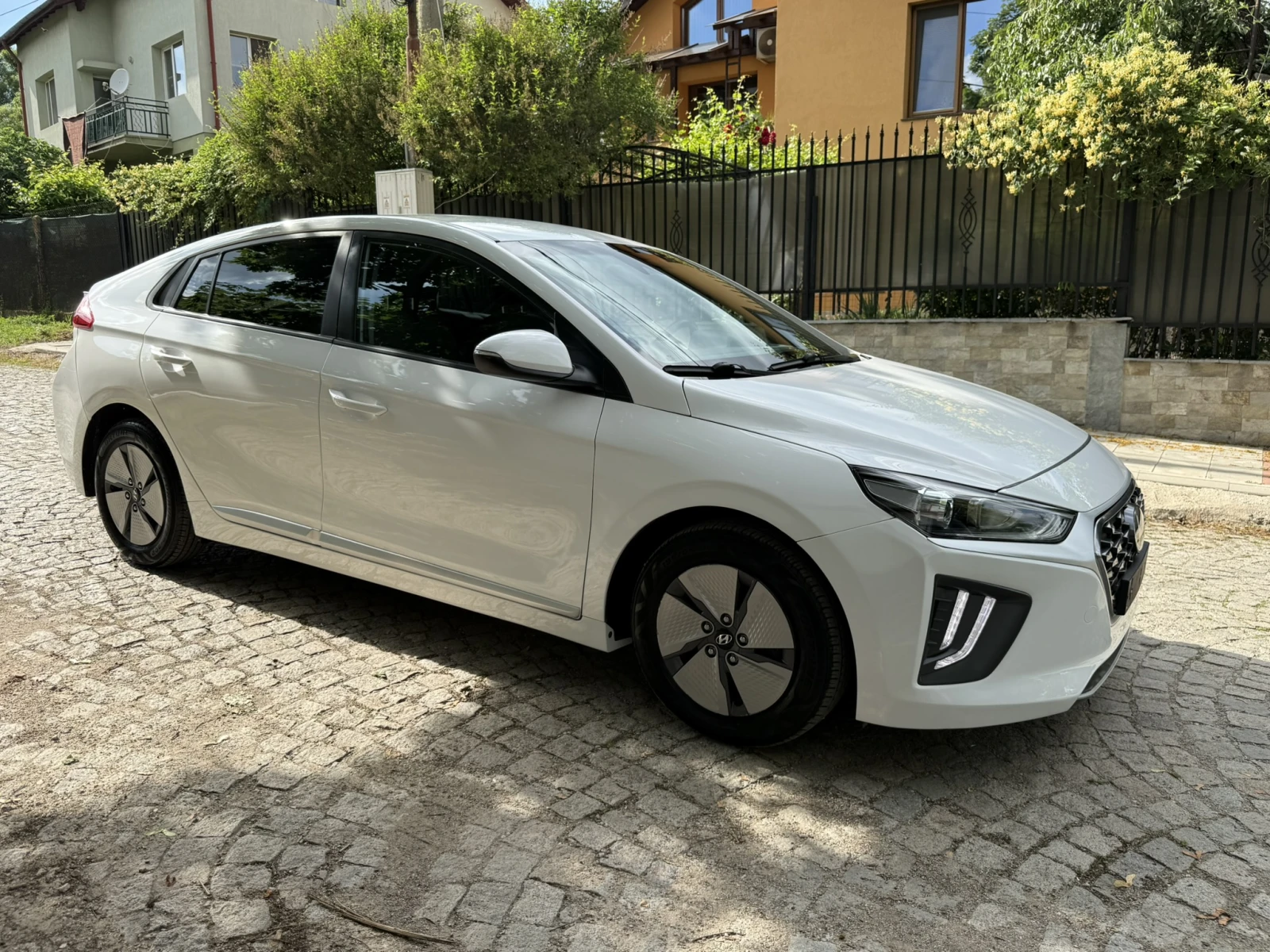Hyundai Ioniq HYBRID/FACELIFT, снимка 9 - Автомобили и джипове - 54887501