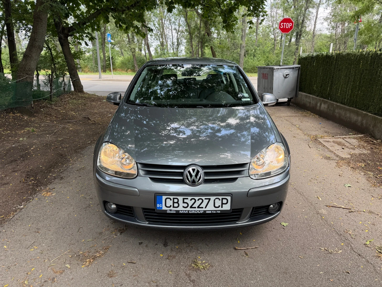 VW Golf 5 Бензин+ Газ., снимка 8 - Автомобили и джипове - 55144163