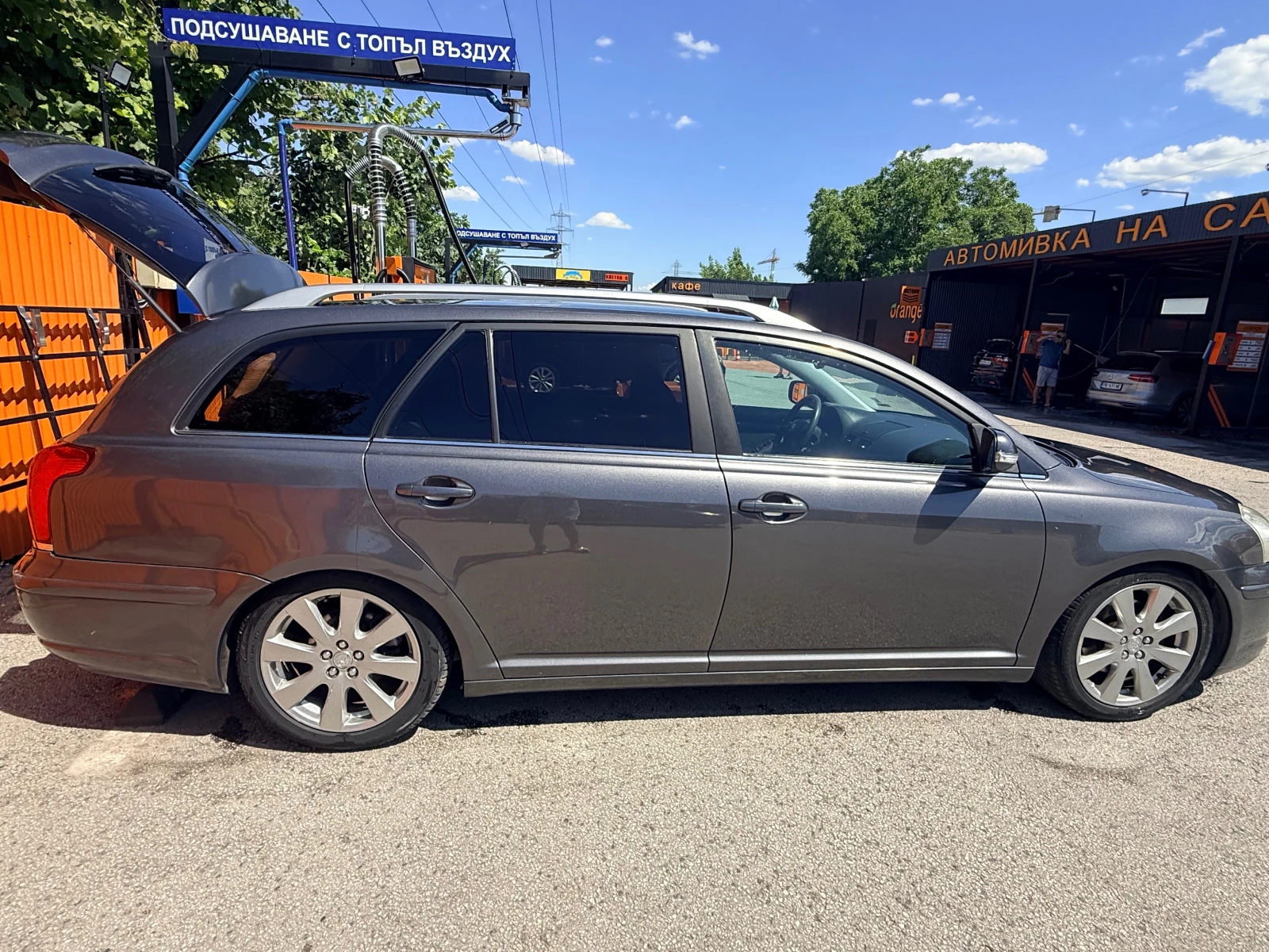 Toyota Avensis, снимка 4 - Автомобили и джипове - 55268399