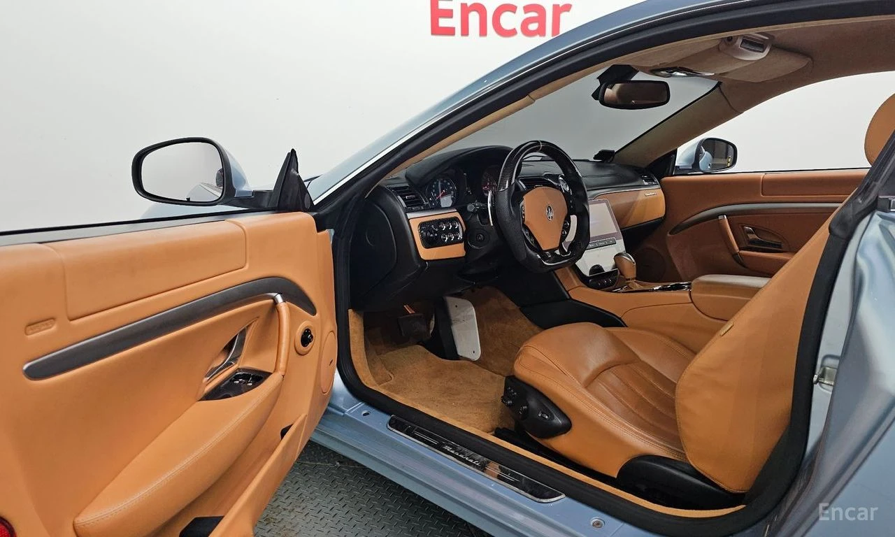 Maserati GranTurismo 4.2* V8, снимка 7 - Автомобили и джипове - 55449438