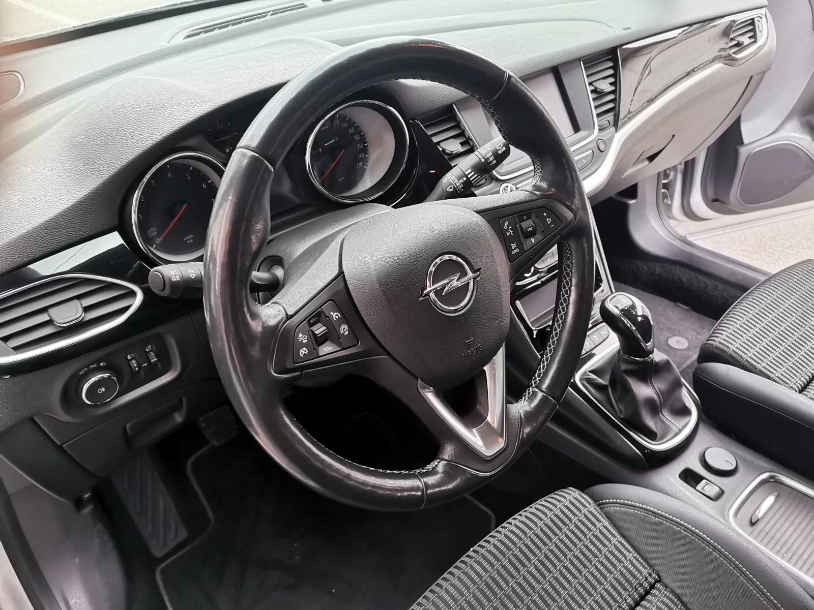 Opel Astra, снимка 11 - Автомобили и джипове - 55728690