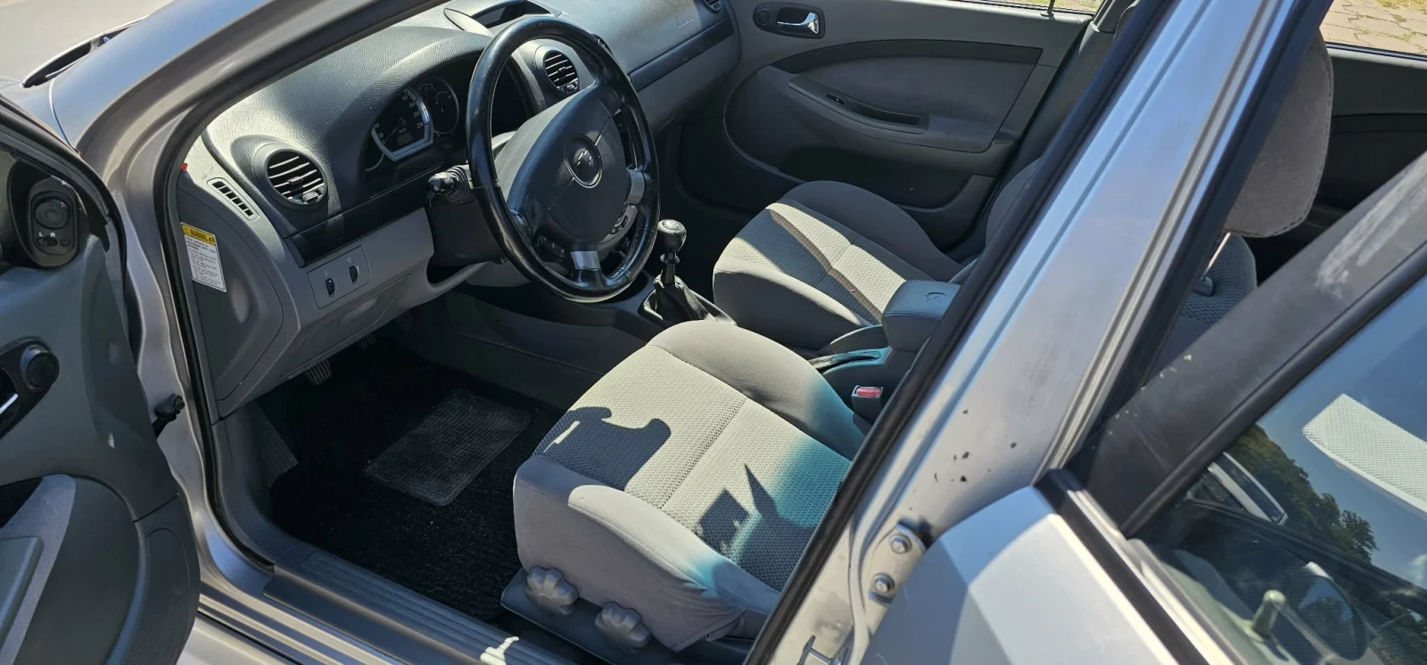 Chevrolet Lacetti 1.6 109 к.с., снимка 4 - Автомобили и джипове - 55746873