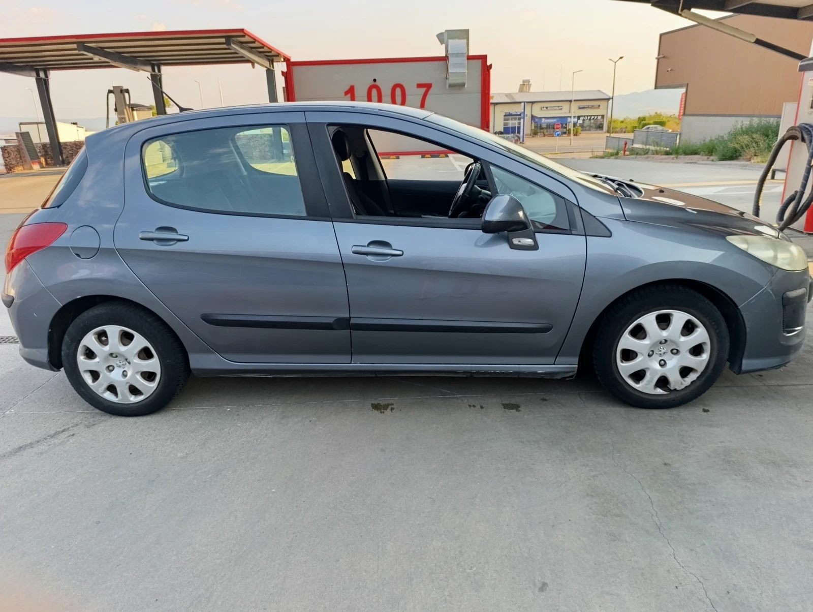 Peugeot 308, снимка 7 - Автомобили и джипове - 55778384