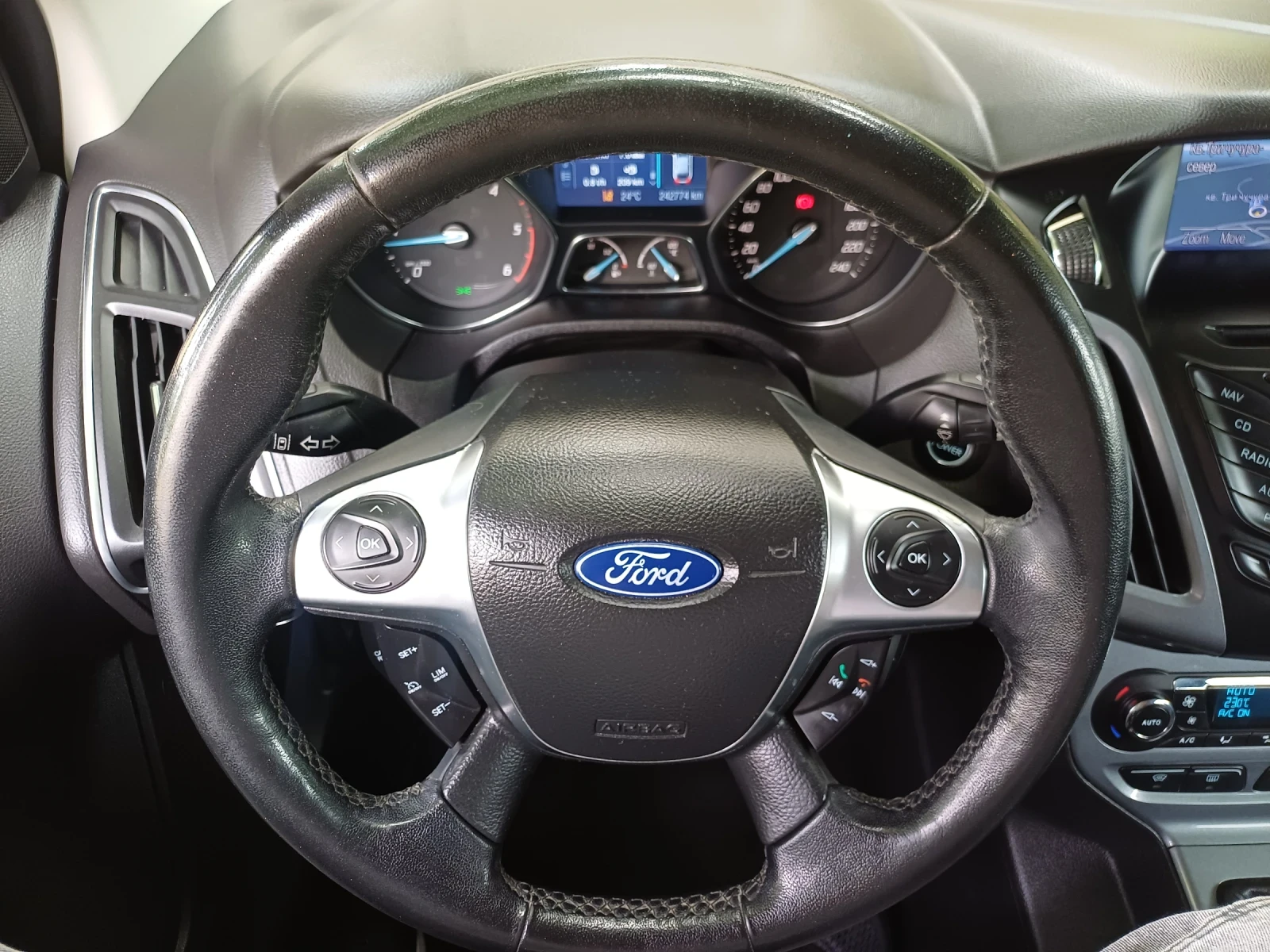 Ford Focus 1.6 tdci, снимка 16 - Автомобили и джипове - 56123887