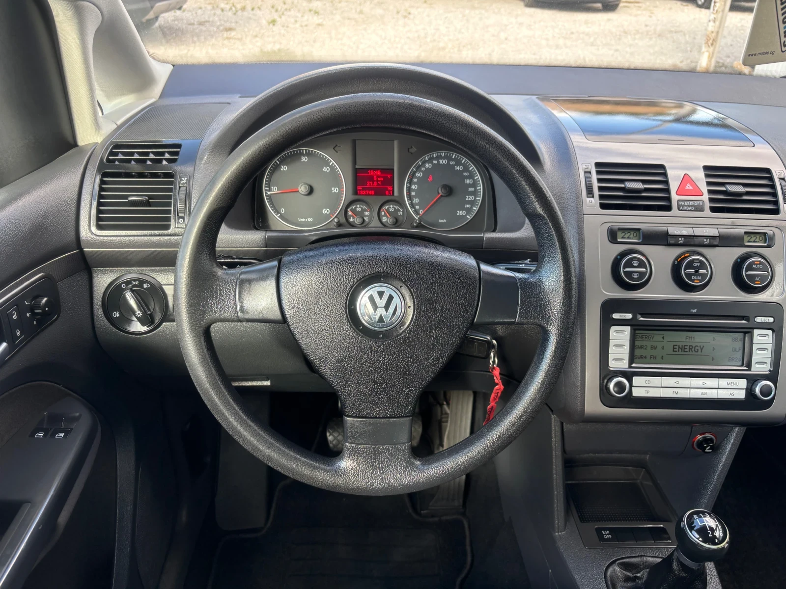 VW Touran 1.9TDI 7 МЕСТА ТЕГЛИЧ НОВ ВНОС ГЕРМАНИЯ, снимка 13 - Автомобили и джипове - 56213542