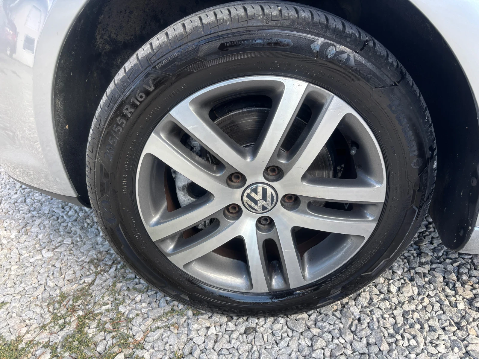 VW Touran 1.9TDI 7 МЕСТА ТЕГЛИЧ НОВ ВНОС ГЕРМАНИЯ, снимка 15 - Автомобили и джипове - 56213542