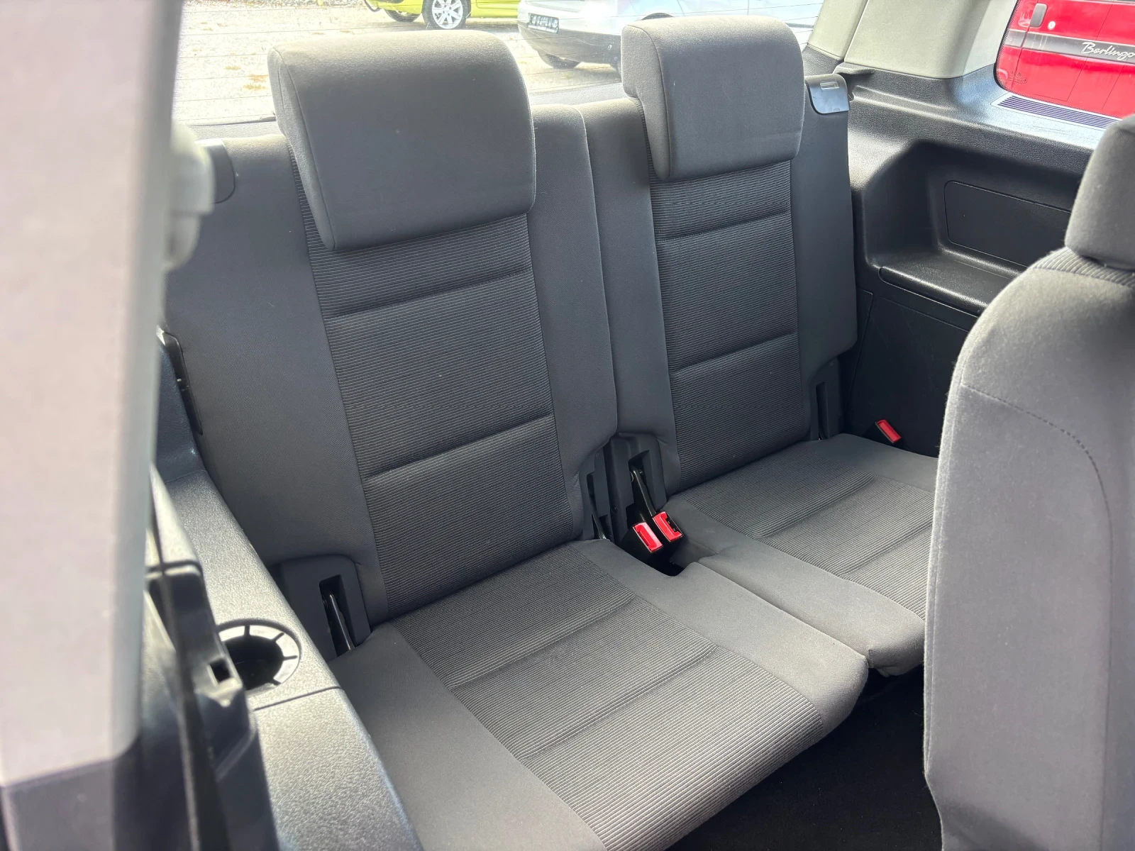 VW Touran 1.9TDI 7 МЕСТА ТЕГЛИЧ НОВ ВНОС ГЕРМАНИЯ, снимка 10 - Автомобили и джипове - 56213542