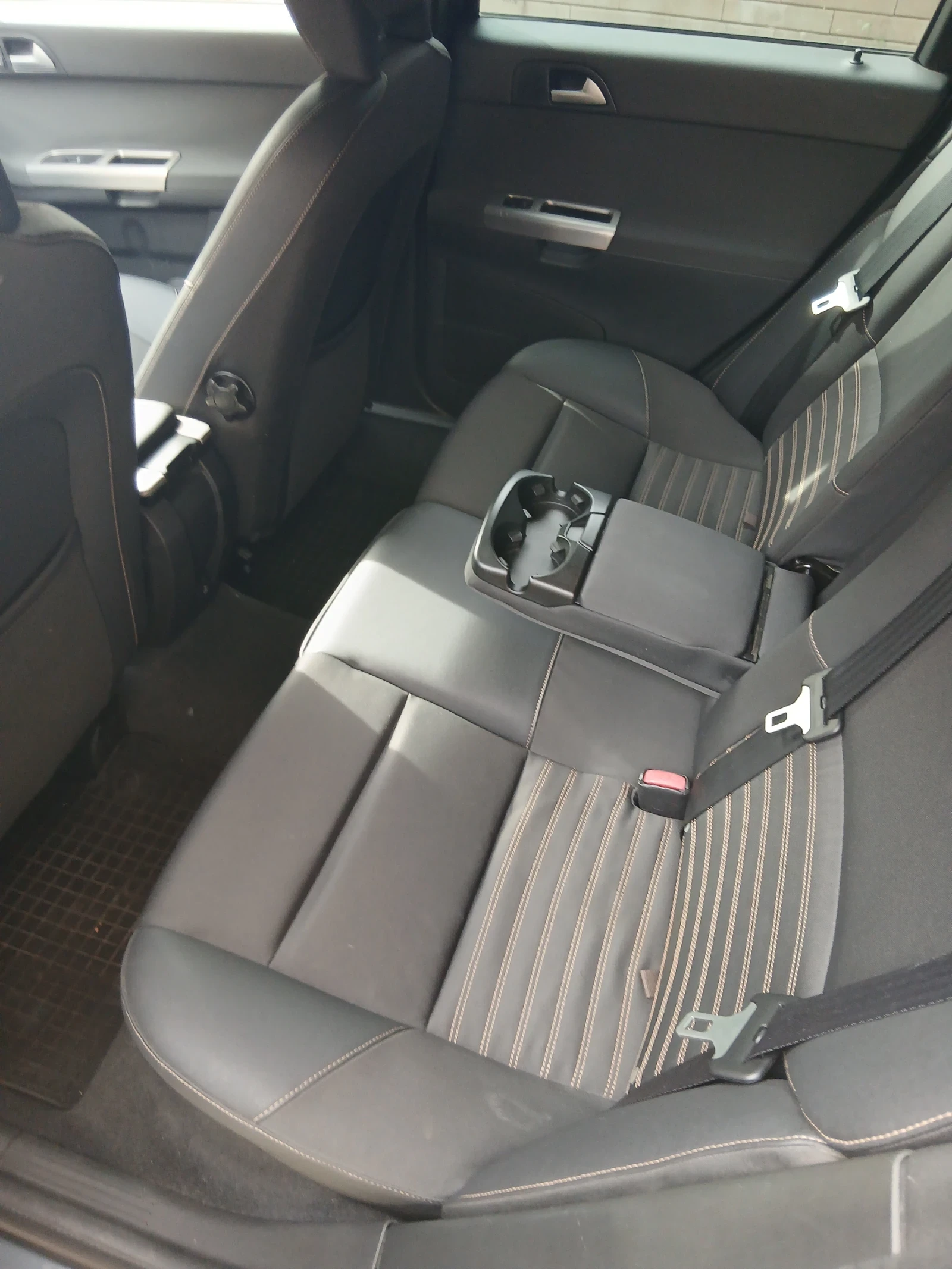 Volvo V50, снимка 14 - Автомобили и джипове - 56467837
