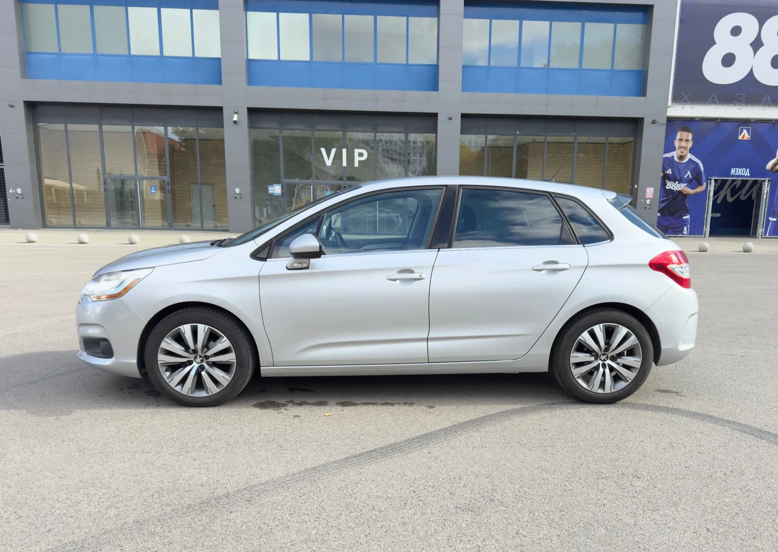 Citroen C4 1.6HDI 92kc, снимка 6 - Автомобили и джипове - 56696988