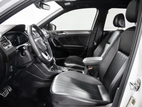 VW Tiguan Comfortline/R-Line Black Edition/1СОБСТВЕНИК/CARFA, снимка 9