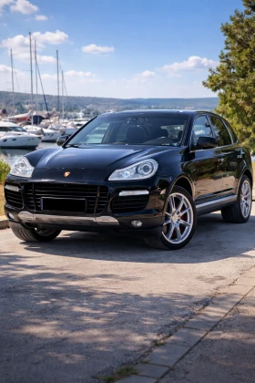Porsche Cayenne V8* TURBO* PANO* PDCC* теглич* CarPlay* Bose