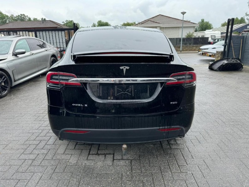 Tesla Model X Европейска с гаранция, снимка 3 - Автомобили и джипове - 45851297