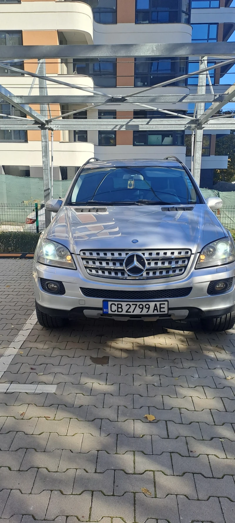 Mercedes-Benz ML 320, снимка 8 - Автомобили и джипове - 47831893