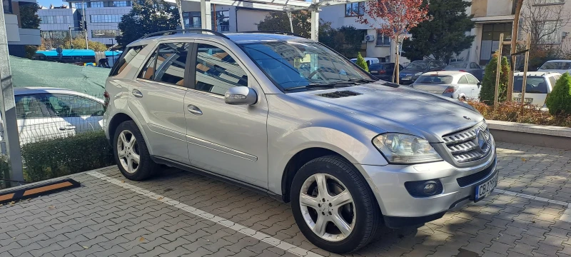 Mercedes-Benz ML 320, снимка 10 - Автомобили и джипове - 47831893