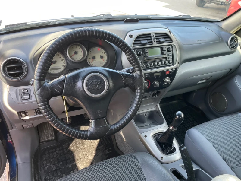 Toyota Rav4 2.0D4D Italy, снимка 6 - Автомобили и джипове - 48403000