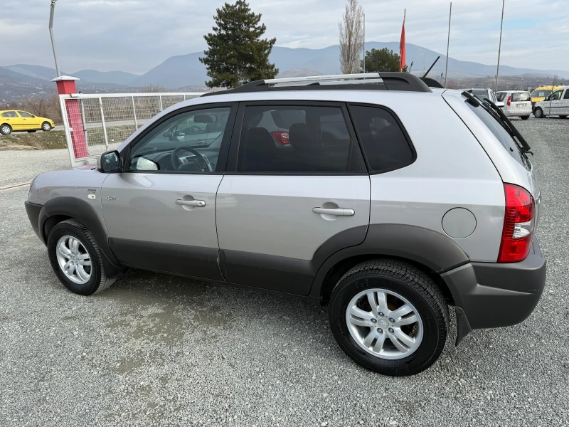 Hyundai Tucson (KATO НОВА)^(4x4), снимка 9 - Автомобили и джипове - 48630302