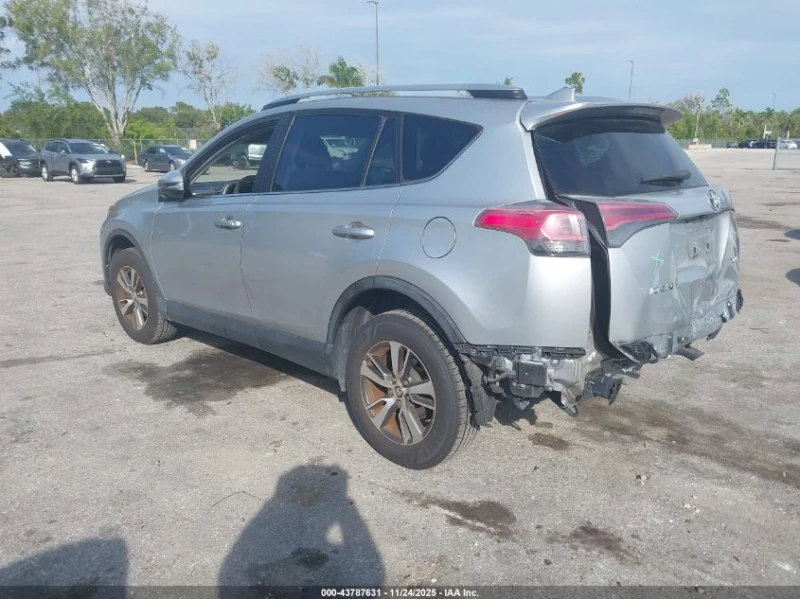 Toyota Rav4 2.5L I-4 DOHC, VVT, 176HP Front Wheel Drive, снимка 9 - Автомобили и джипове - 52773750