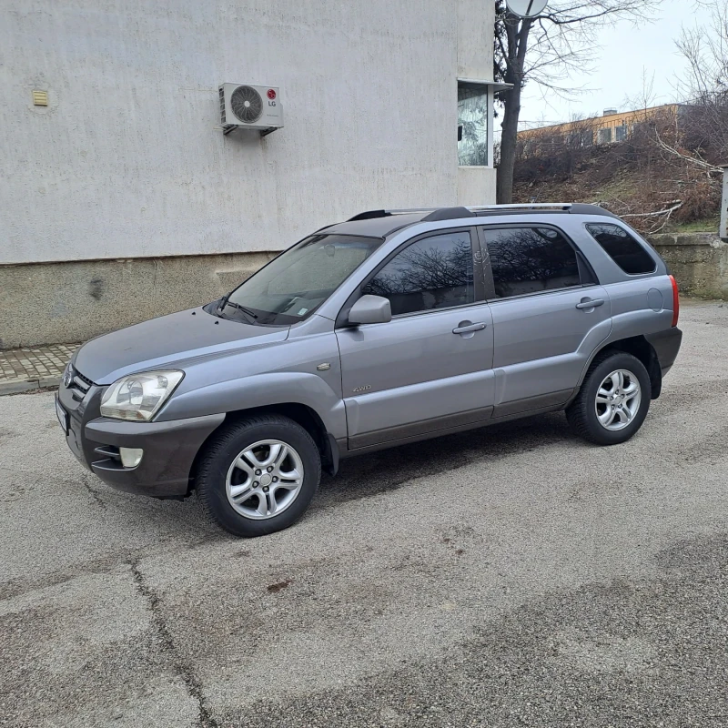 Kia Sportage, снимка 4 - Автомобили и джипове - 53226142
