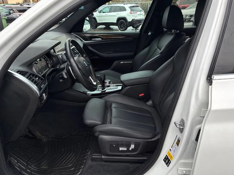 BMW X3 xDrive30i * CARFAX* ДВА КЛЮЧА * ВТОРИ ЧИФТ ГУМИ, снимка 14 - Автомобили и джипове - 54094334