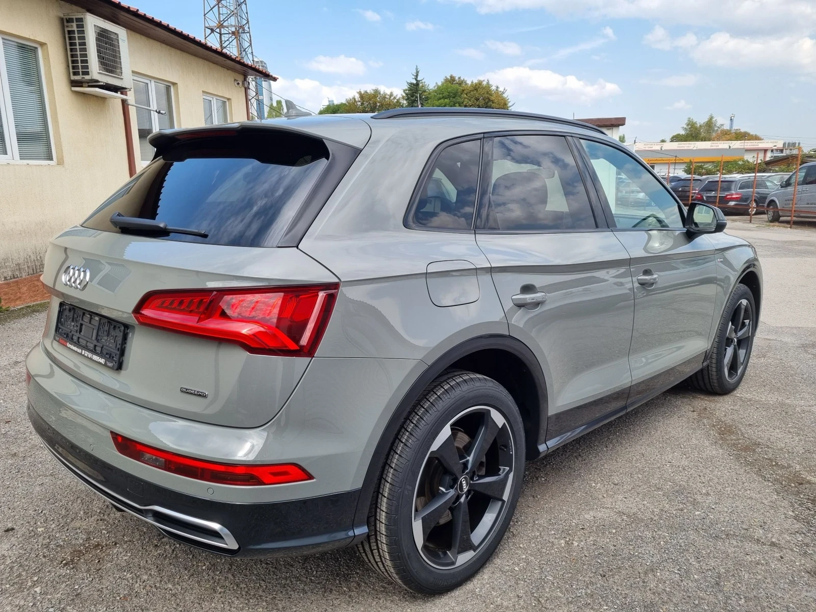 Audi Q5 2.0TDI190кс/3xS line/Euro6d/Топ/ - изображение 7