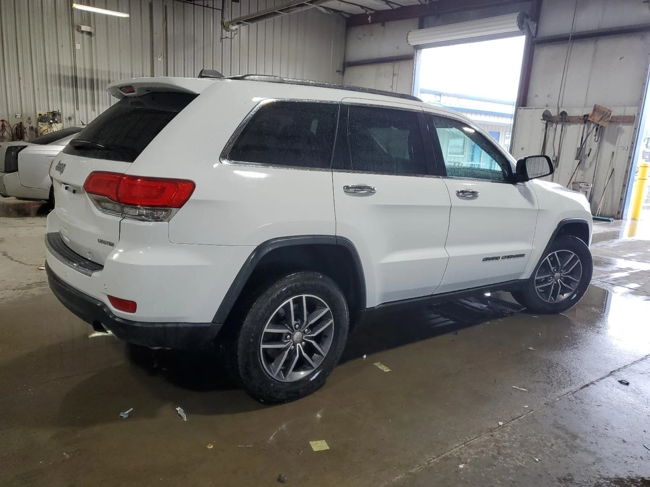 Jeep Grand cherokee LIMITED* 4x4* Видео на двигател - изображение 3