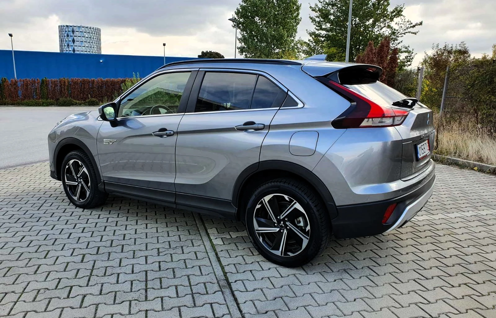 Mitsubishi Eclipse Cross 2.4 Hybrid Plug-in 4WD - изображение 6