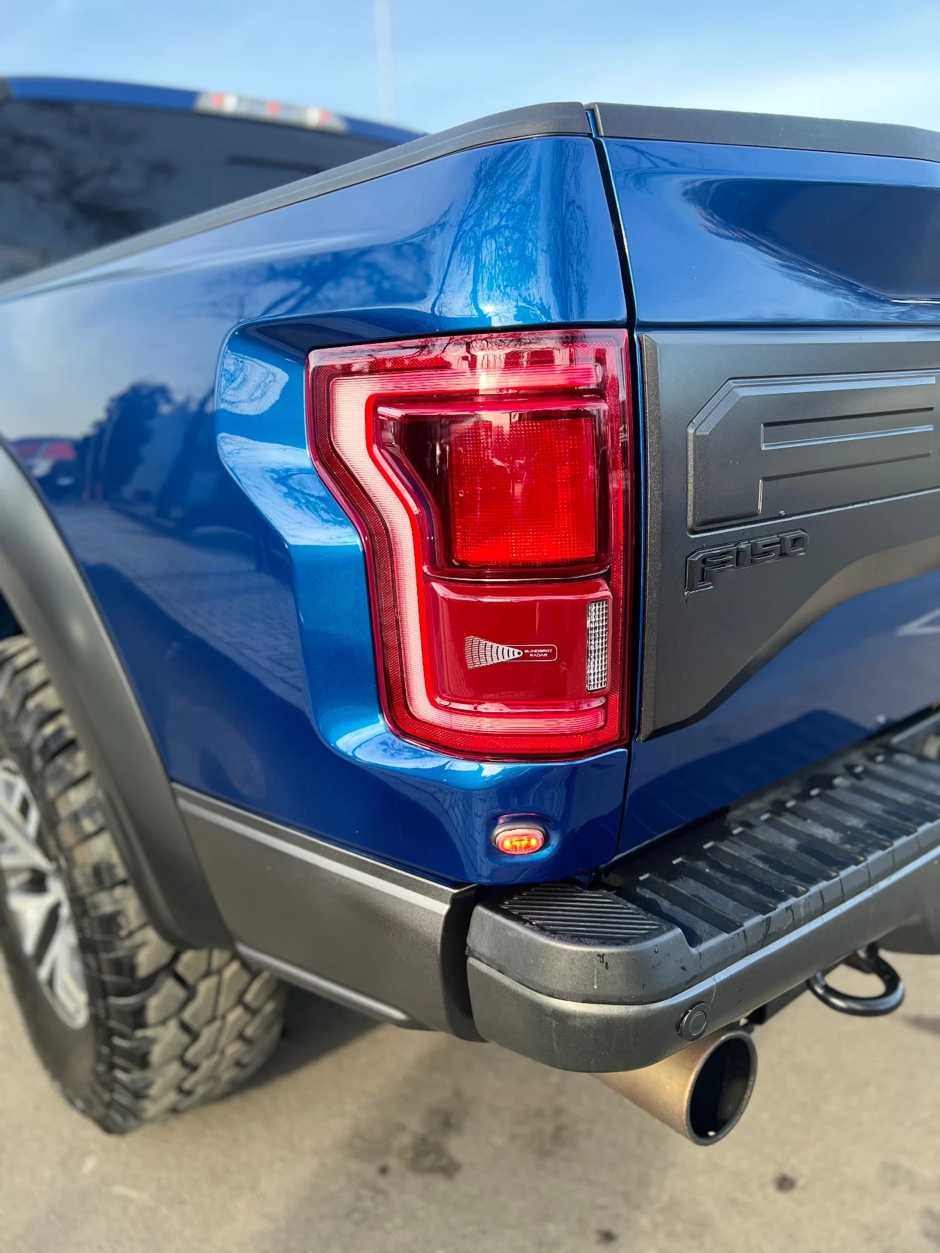 Ford F150 RAPTOR  - изображение 8