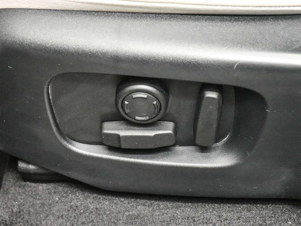 Land Rover Range Rover Velar * S R Dynamic * CARFAX * ���� �� �� | Mobile.bg � ����������� 13