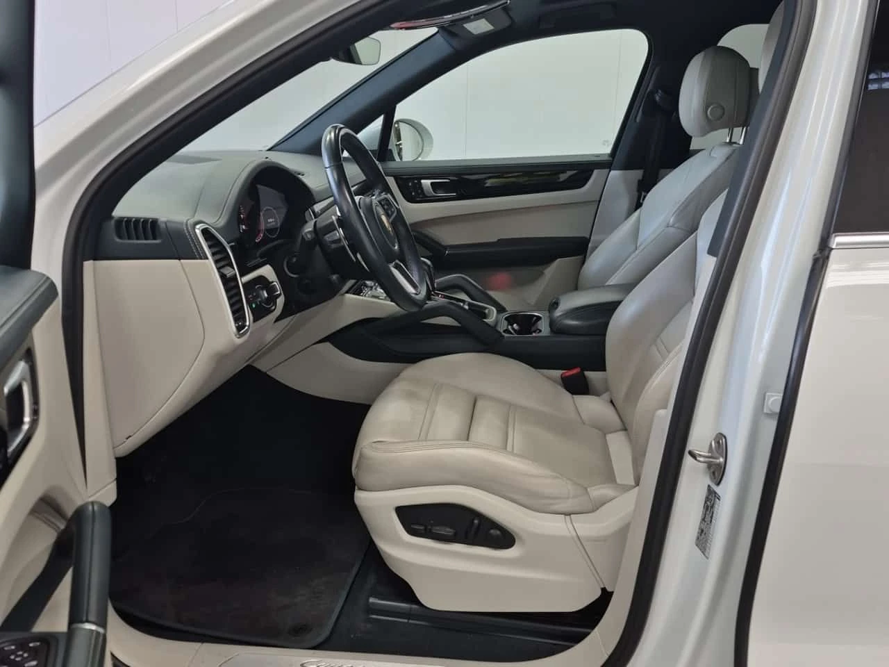 Porsche Cayenne | 2 �����| ��������| AWD | CARFAX  | Mobile.bg � ����������� 8