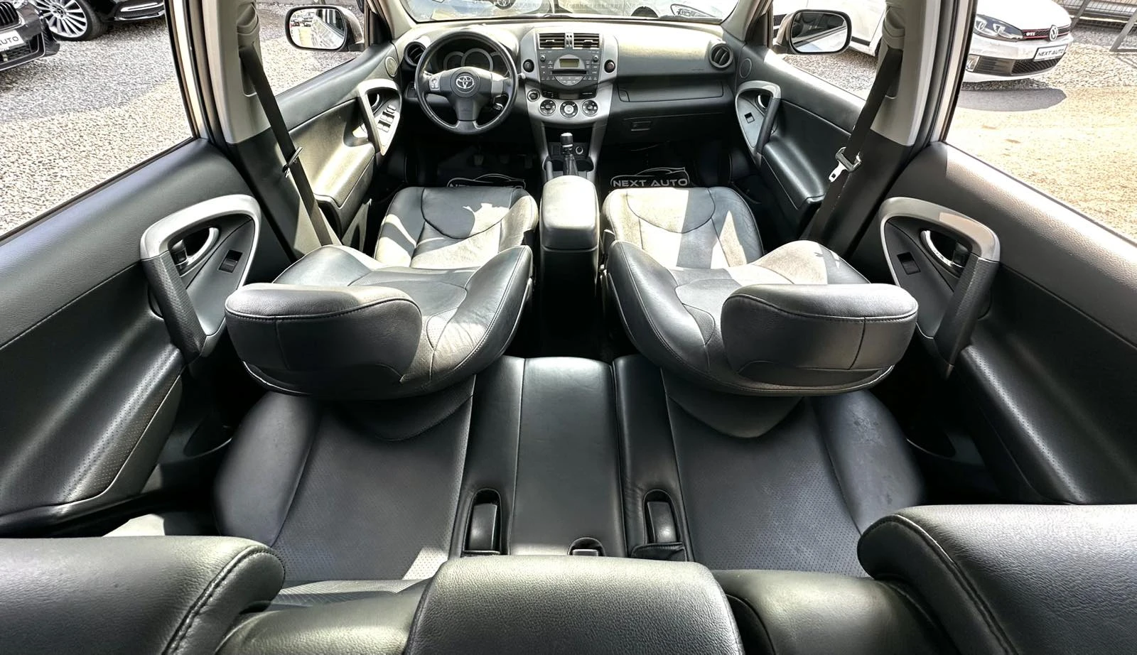 Toyota Rav4 2.2D-CAT 177HP 151 000KM AWD KEYLESS ШИБЕДАХ, снимка 9 - Автомобили и джипове - 53862338