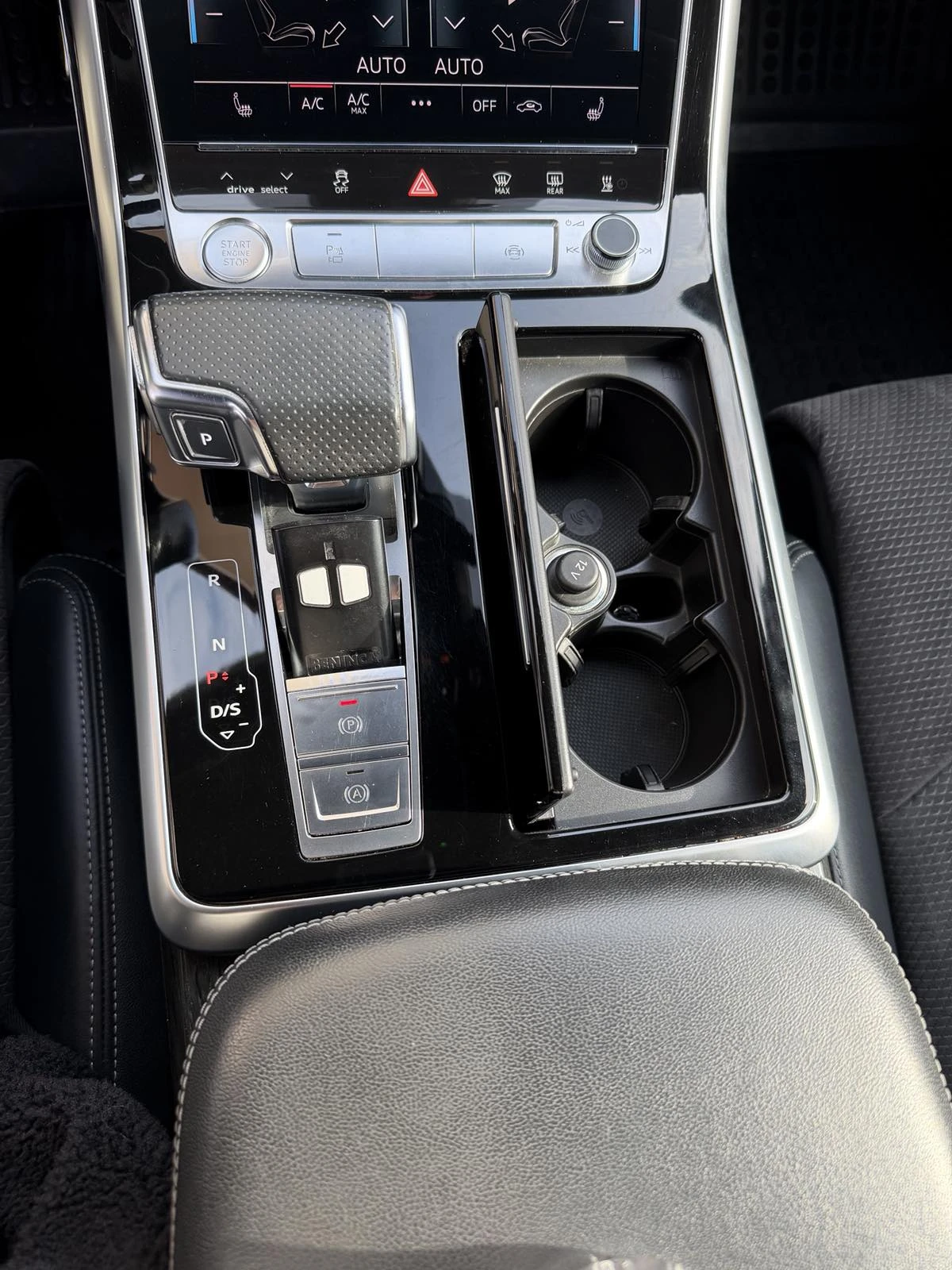 Audi Q7, снимка 15 - Автомобили и джипове - 54194837