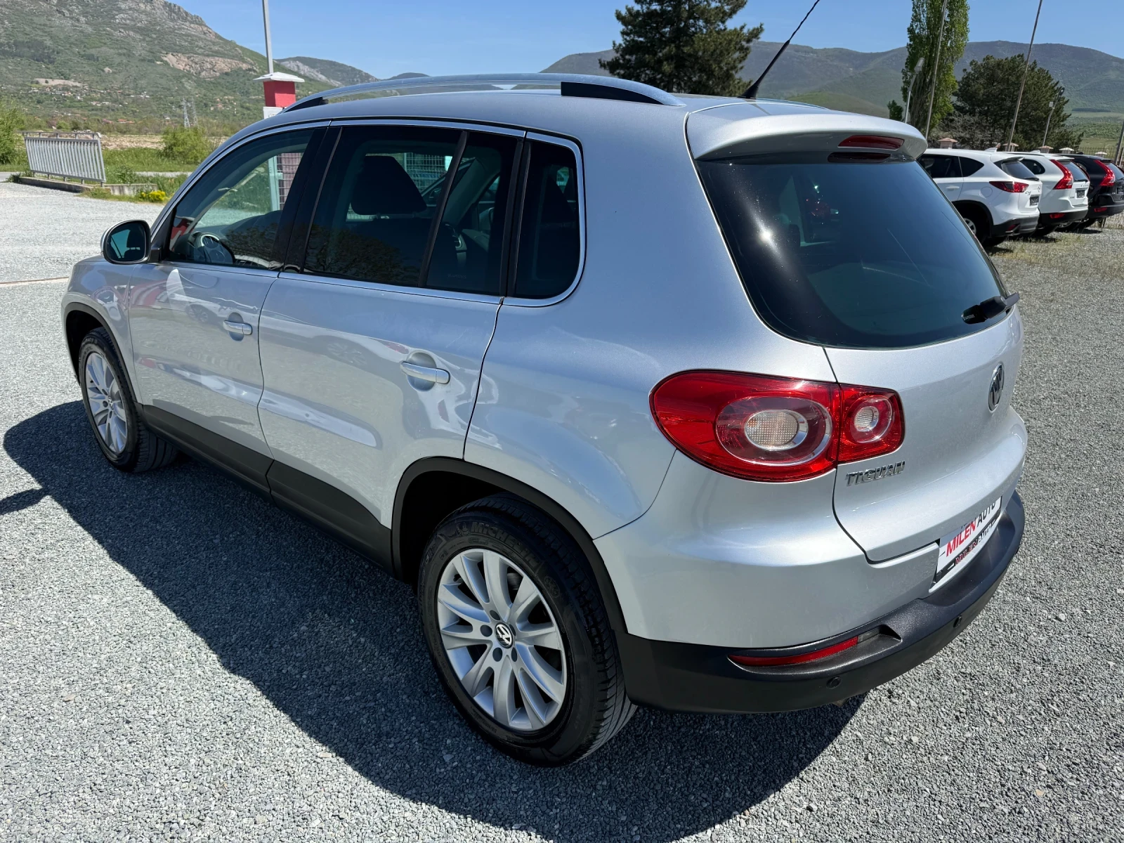 VW Tiguan (KATO НОВА)^(4х4), снимка 8 - Автомобили и джипове - 54228857