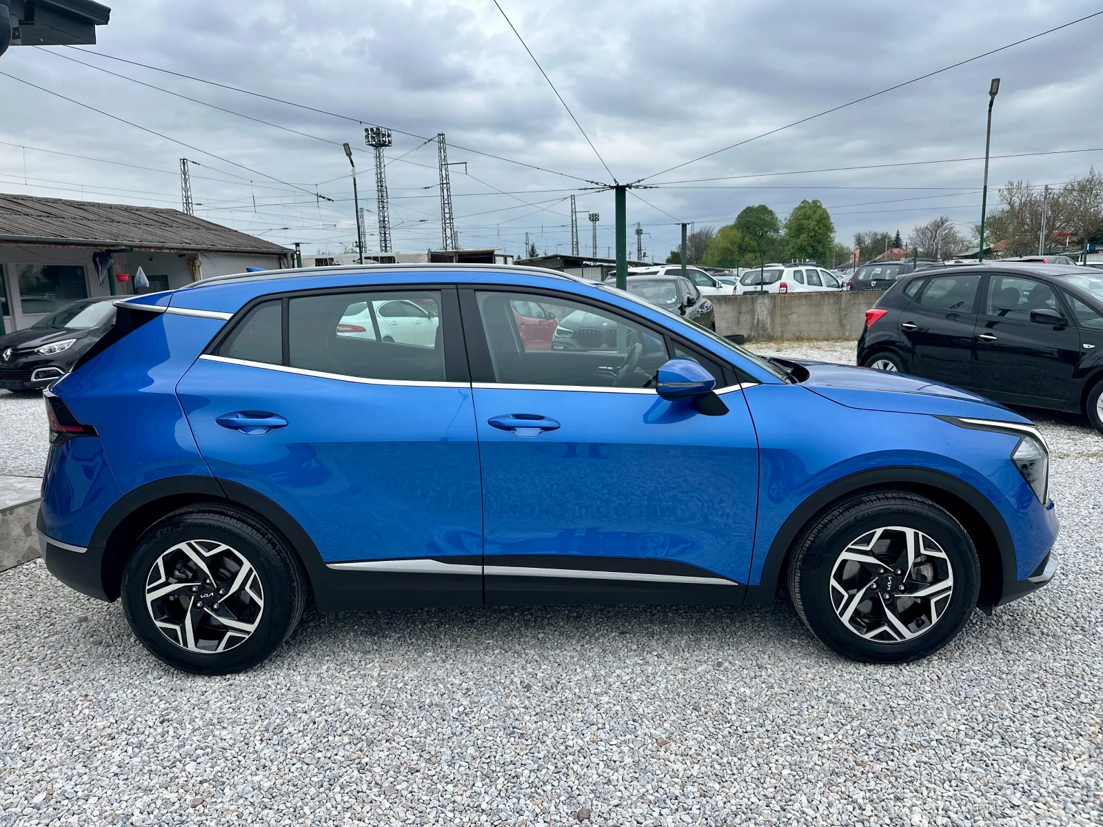 Kia Sportage 1.6D* MildHybrid* DIGITAL* , снимка 6 - Автомобили и джипове - 54269705