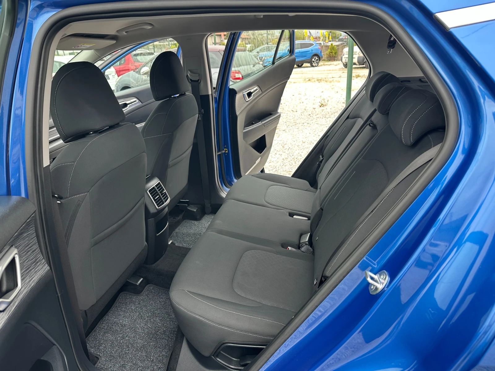 Kia Sportage 1.6D* MildHybrid* DIGITAL* , снимка 12 - Автомобили и джипове - 54269705