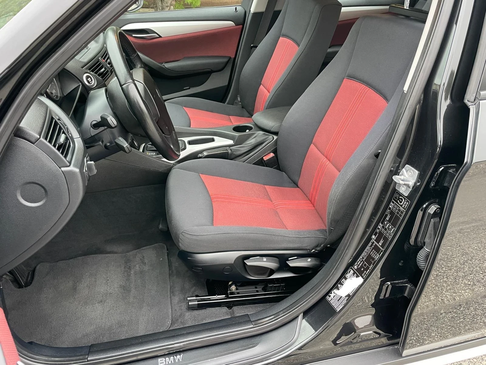 BMW X1 2.5i 218�.�. Xdrive  | Mobile.bg � ����������� 10