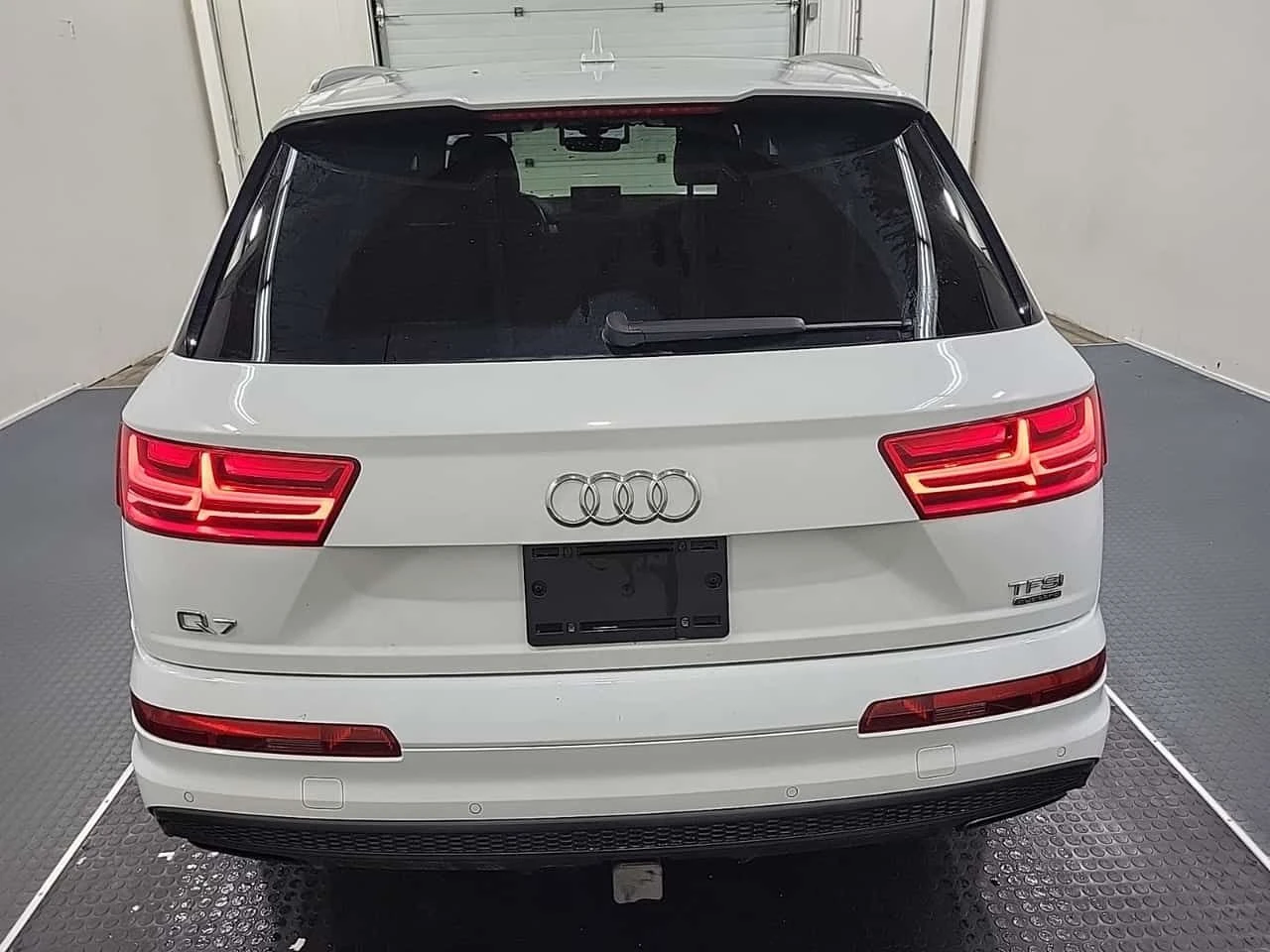 Audi Q7 * МАСАЖИ* ДИСТРОНИК* 360 КАМЕРА* ОБДУХВАНЕ* , снимка 4 - Автомобили и джипове - 54663924