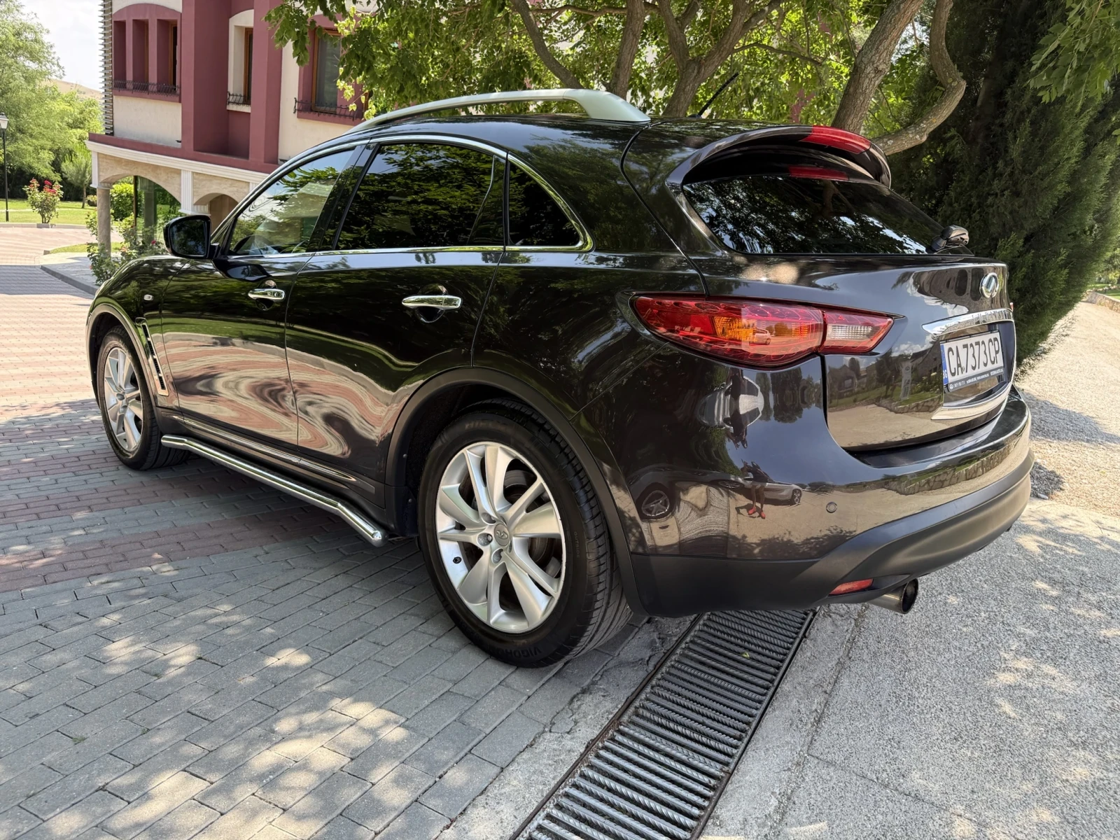 Infiniti Fx 30 d S Обдухване/Камера/Lane Assist, снимка 3 - Автомобили и джипове - 55153598