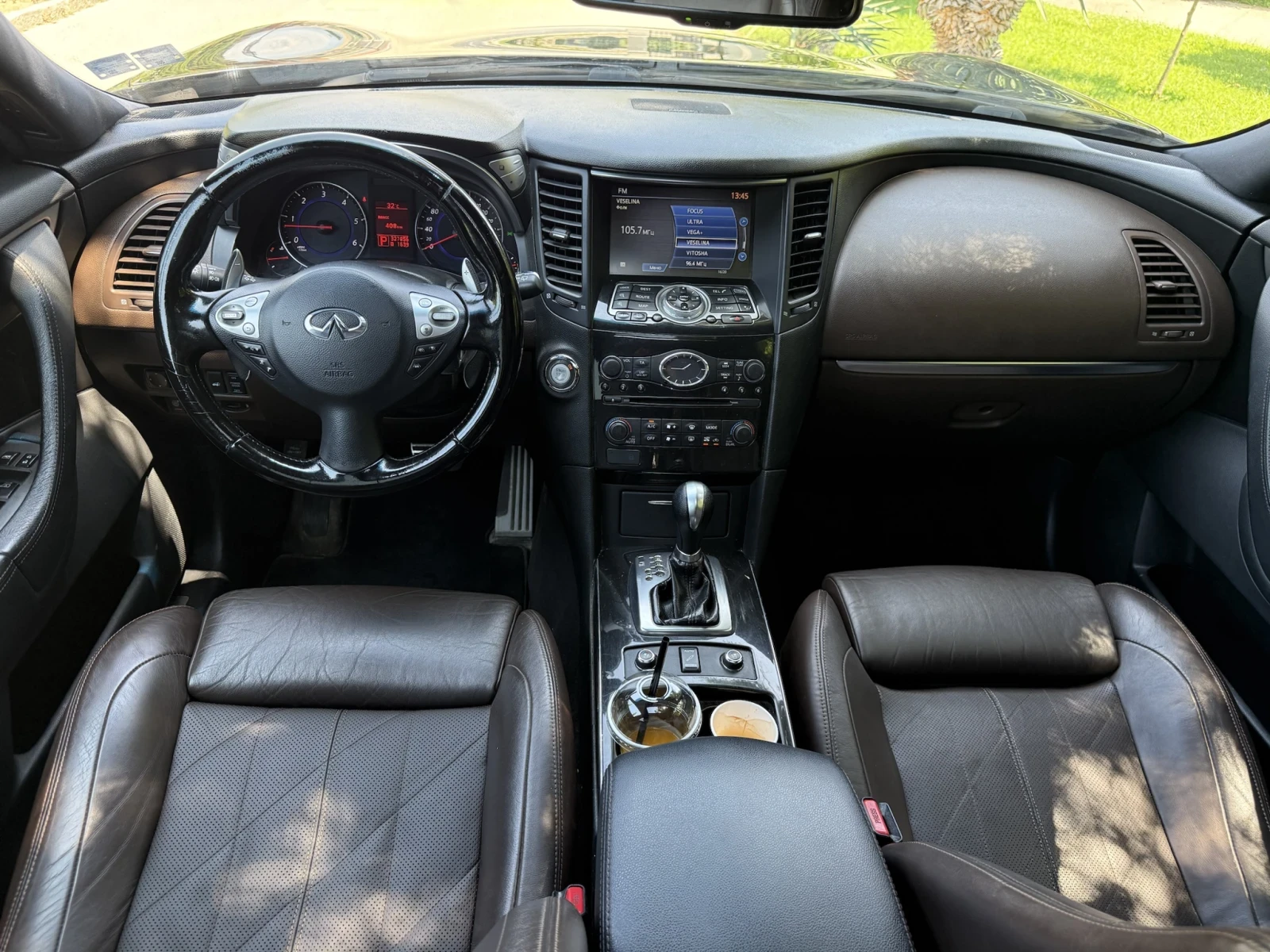 Infiniti Fx 30 d S Обдухване/Камера/Lane Assist, снимка 9 - Автомобили и джипове - 55153598