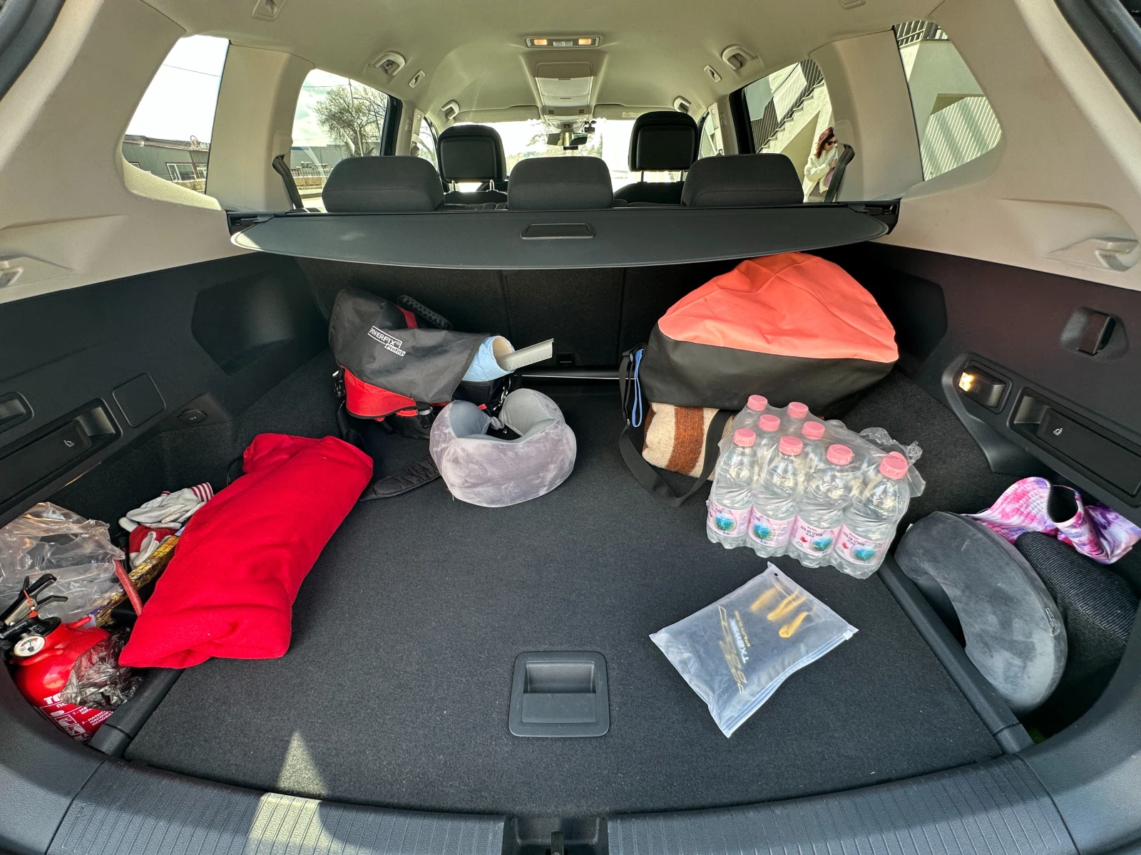 VW Tiguan Allspace 2.0 TDI 190 к.с. DSG 4x4 360  камери, Webasto, снимка 12 - Автомобили и джипове - 55163081