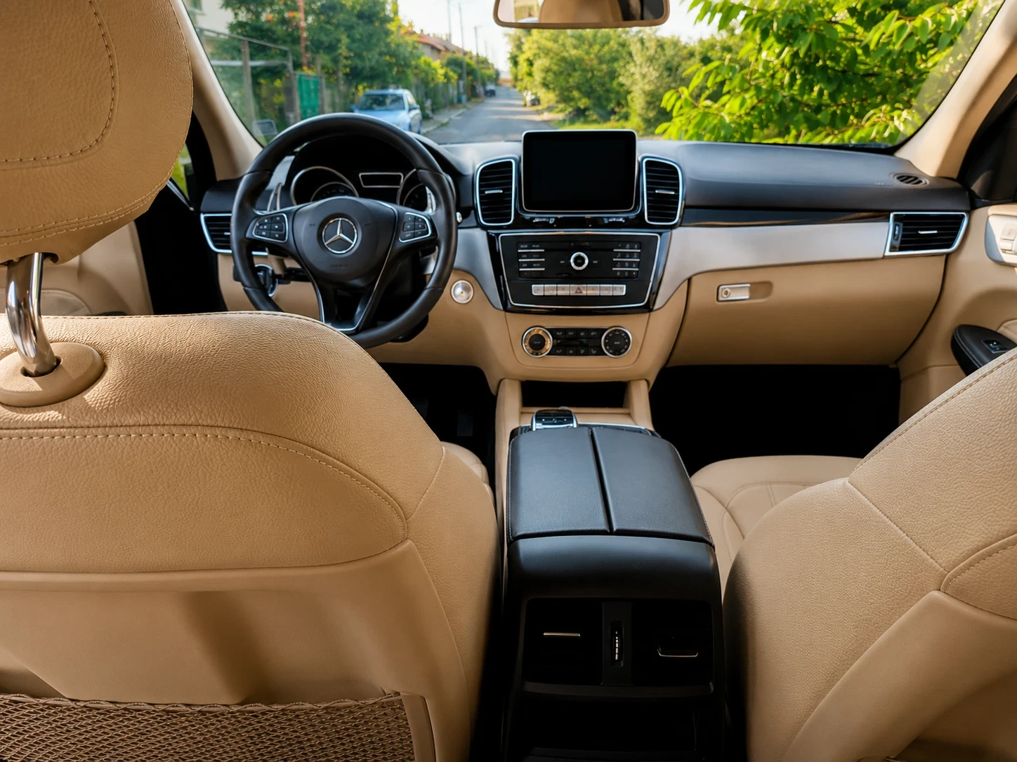 Mercedes-Benz GLE 250, снимка 10 - Автомобили и джипове - 55197776