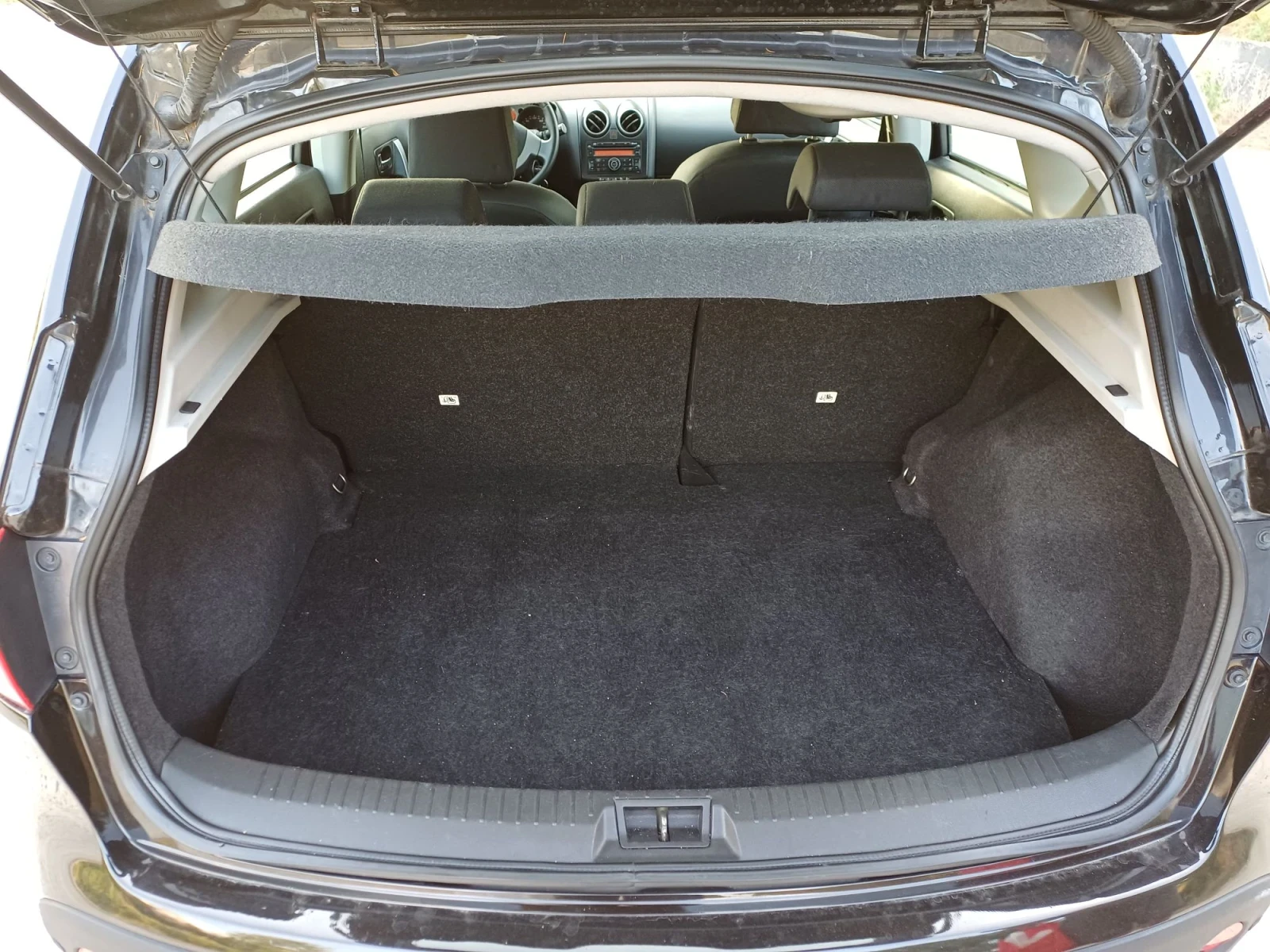 Nissan Qashqai 2.0 dCi 4x4 , снимка 6 - Автомобили и джипове - 55660070