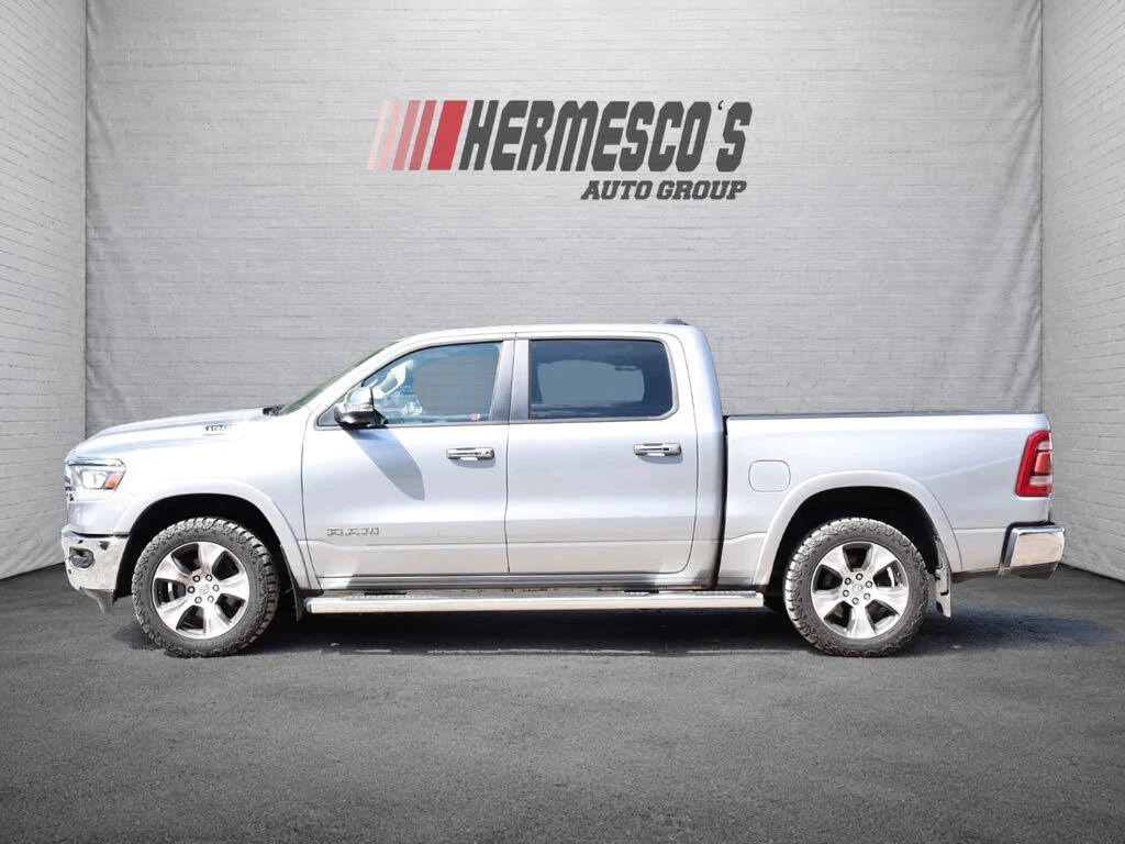 Dodge RAM 1500 Laramie Crew Cab 5.7 * ПОДГРЕВ * КАМЕРА, снимка 5 - Автомобили и джипове - 55800196